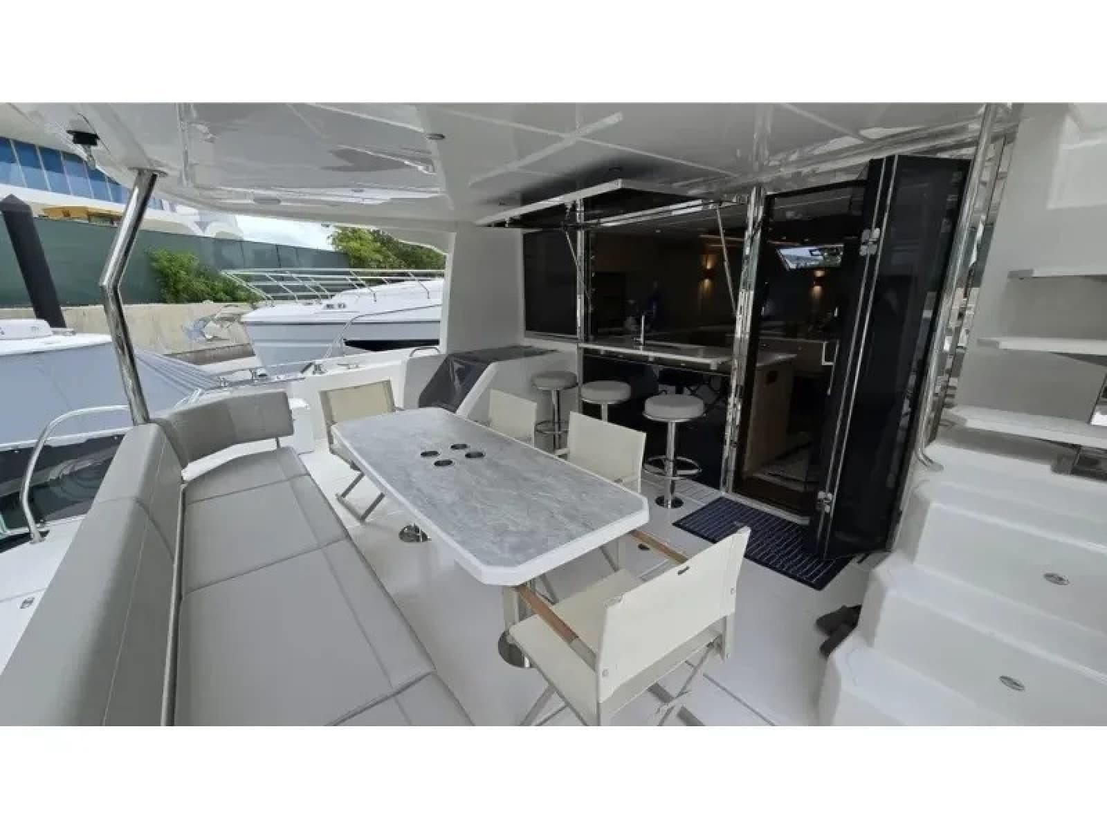 2025 Aquila 54 YACHT - Photo 10