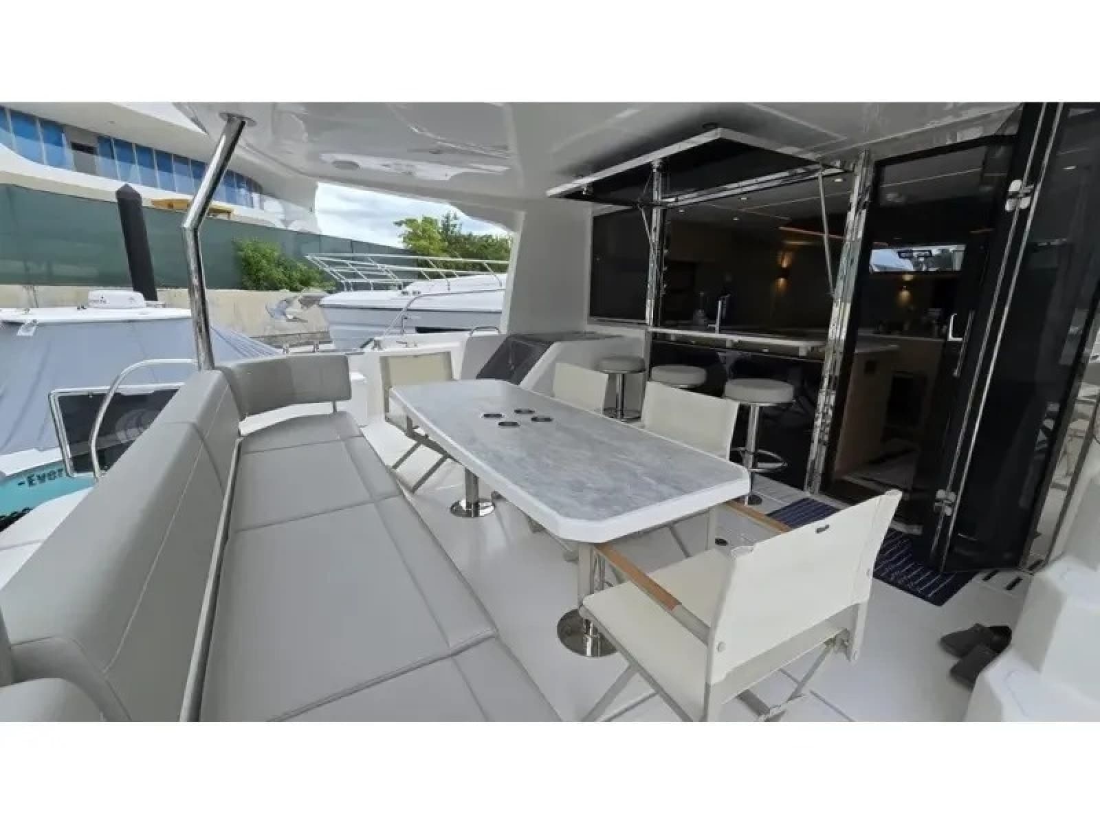 2025 Aquila 54 YACHT - Photo 9