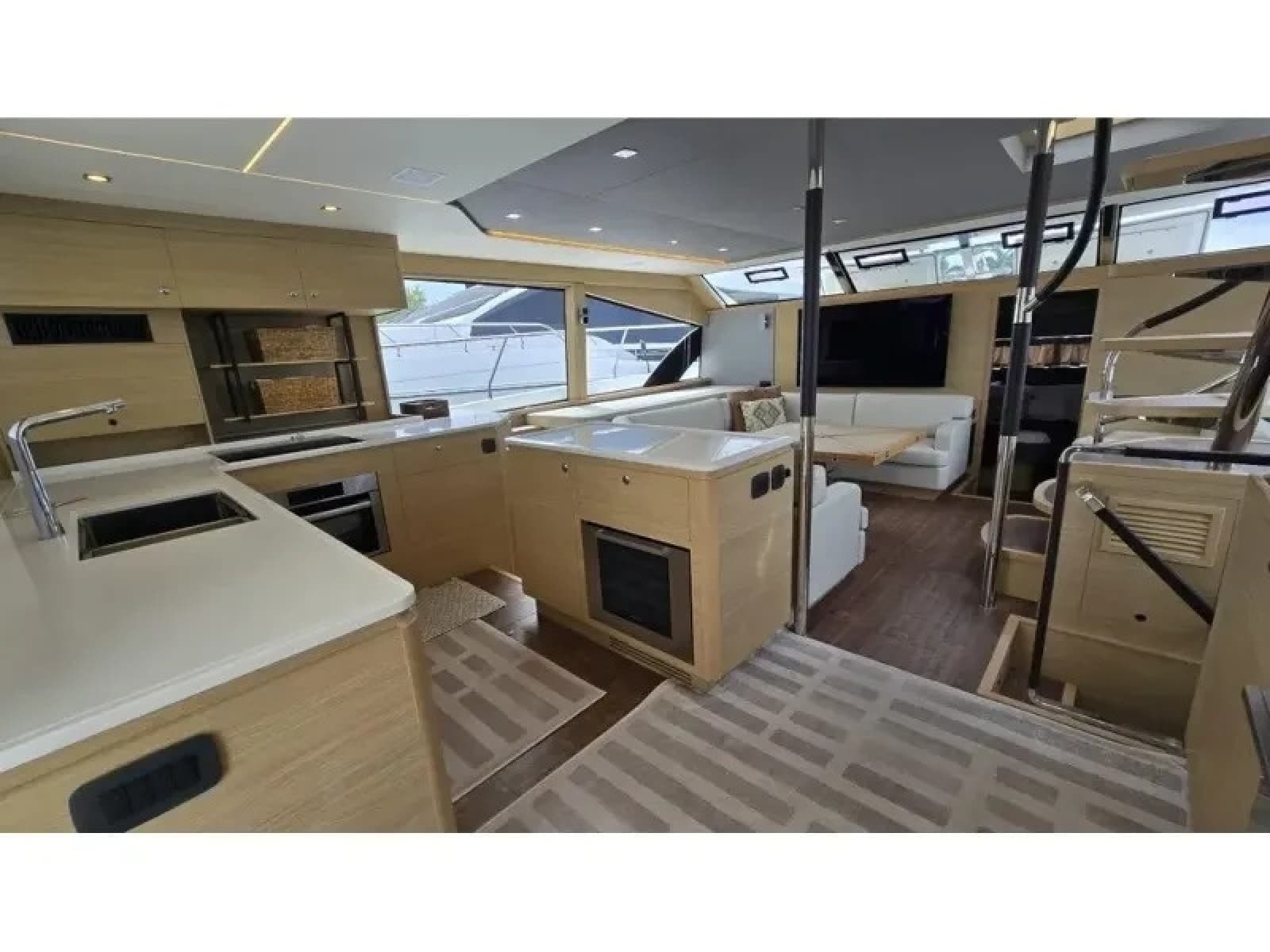 2025 Aquila 54 YACHT - Photo 21
