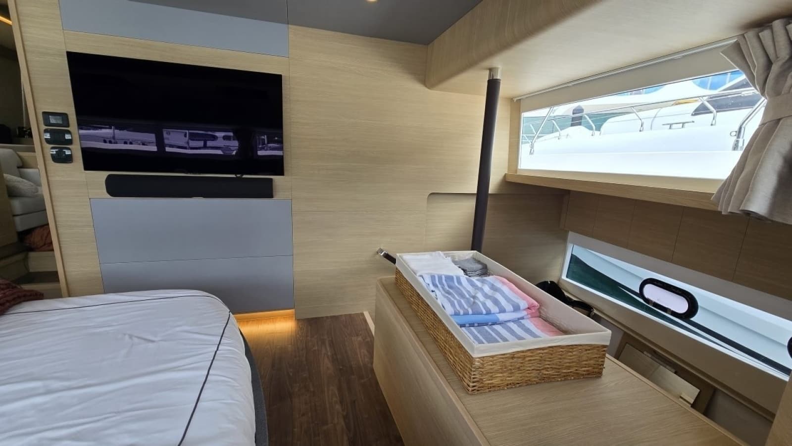 2025 Aquila 54 YACHT - Photo 35