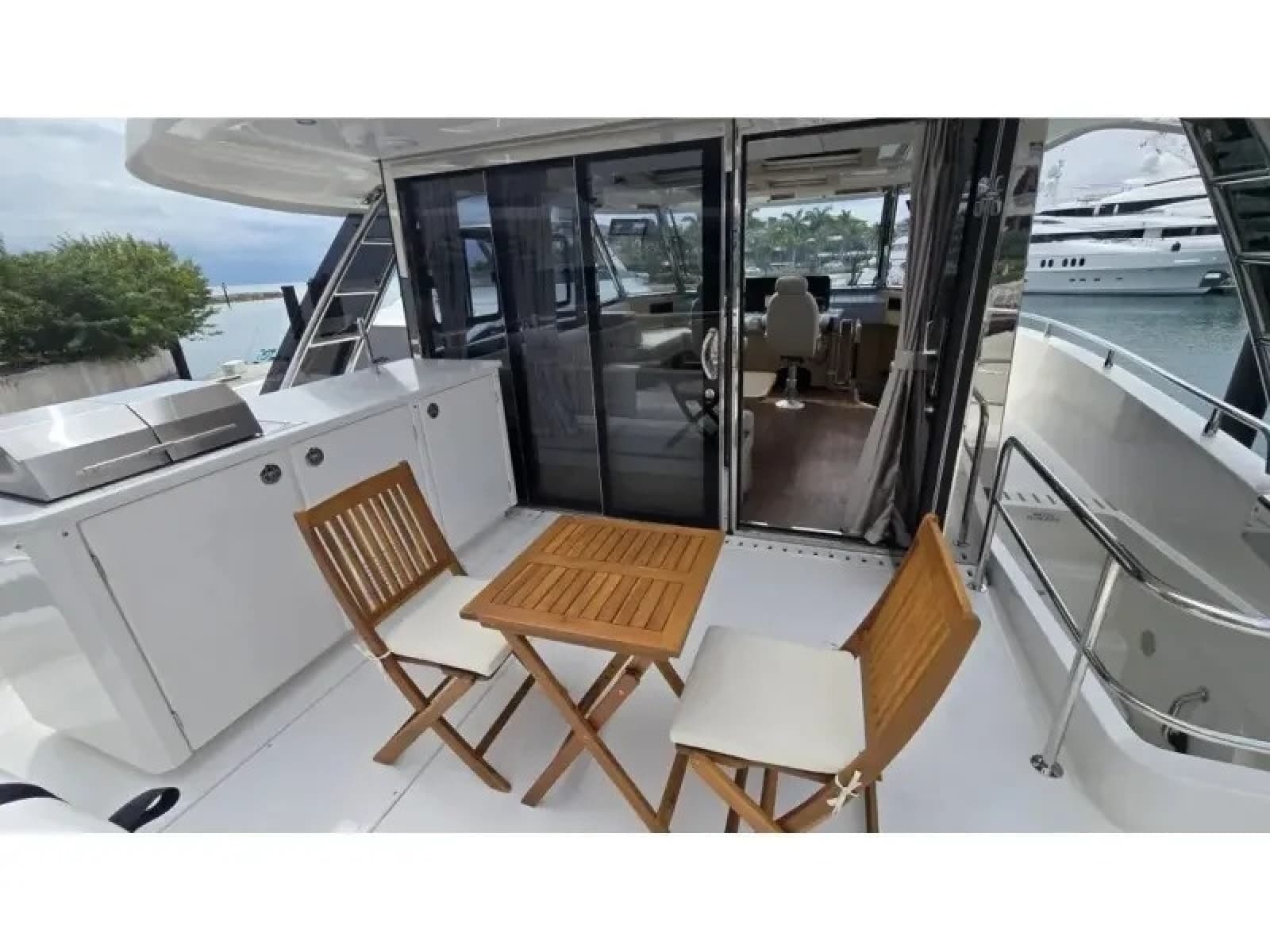 2025 Aquila 54 YACHT - Photo 12