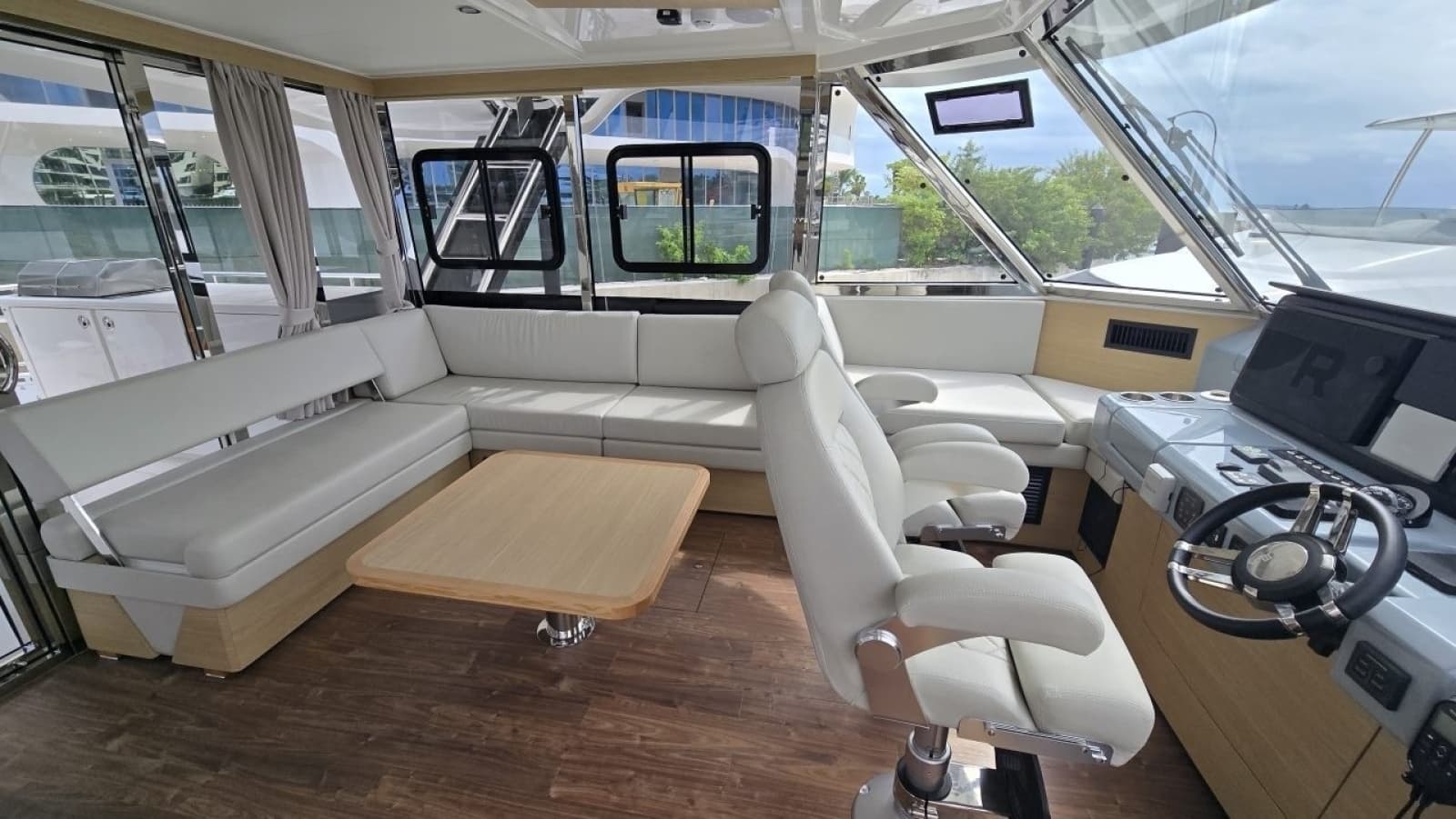 2025 Aquila 54 YACHT - Photo 17