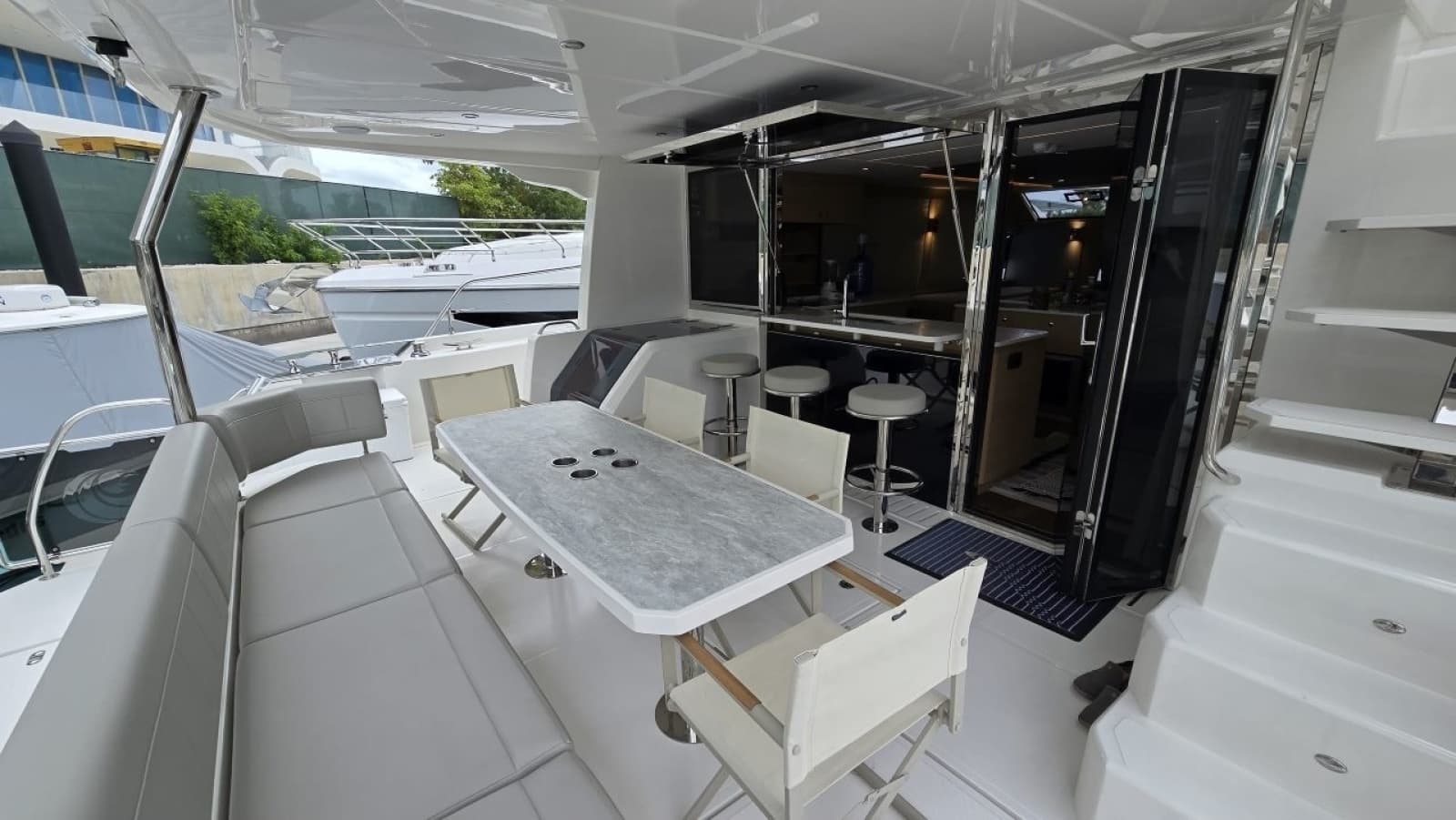 2025 Aquila 54 YACHT - Photo 10