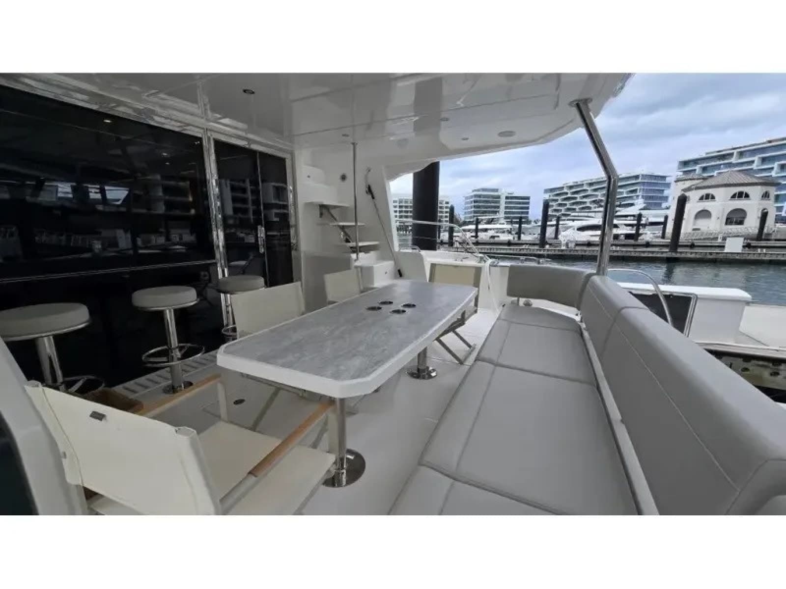 2025 Aquila 54 YACHT - Photo 8