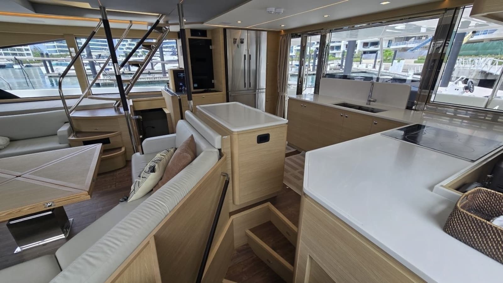 2025 Aquila 54 YACHT - Photo 27