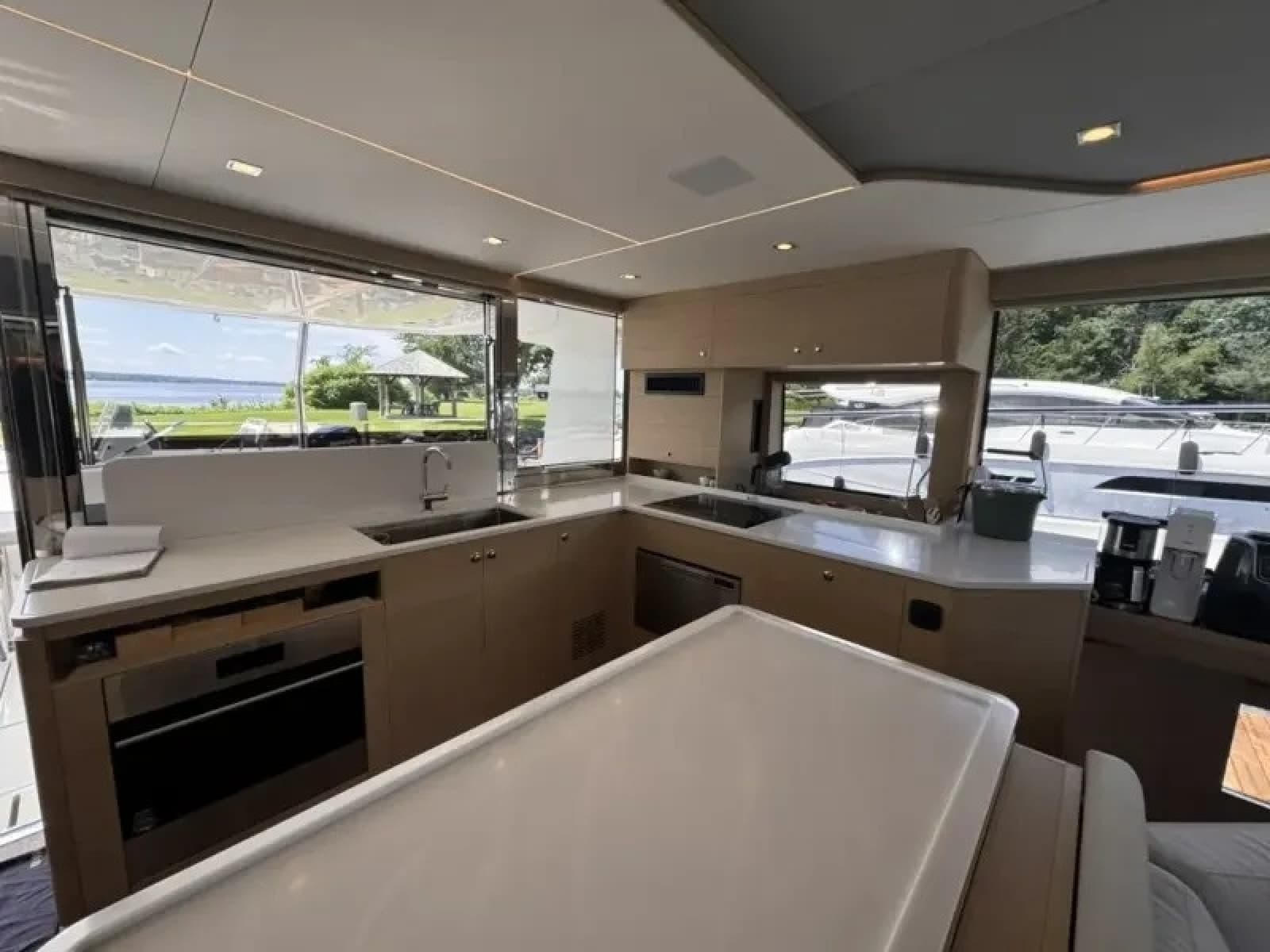 2024 Aquila 54 YACHT - Photo 20