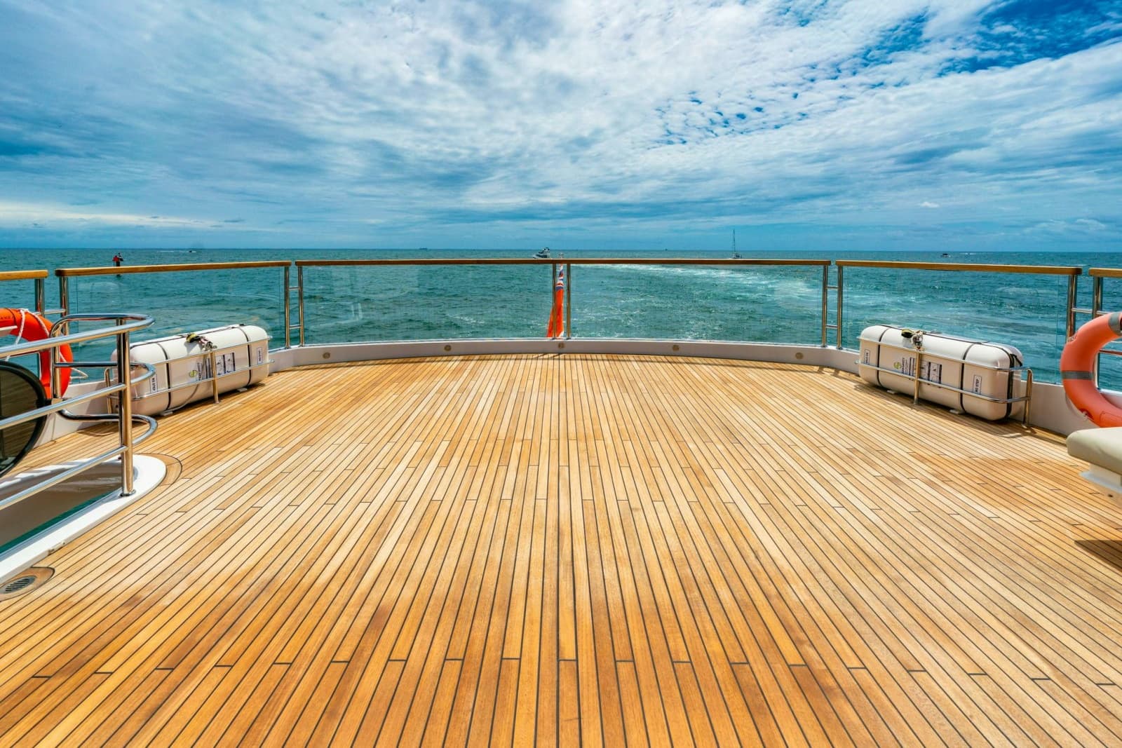 2024 Sunseeker Sunseeker 100 Yacht - Photo 37