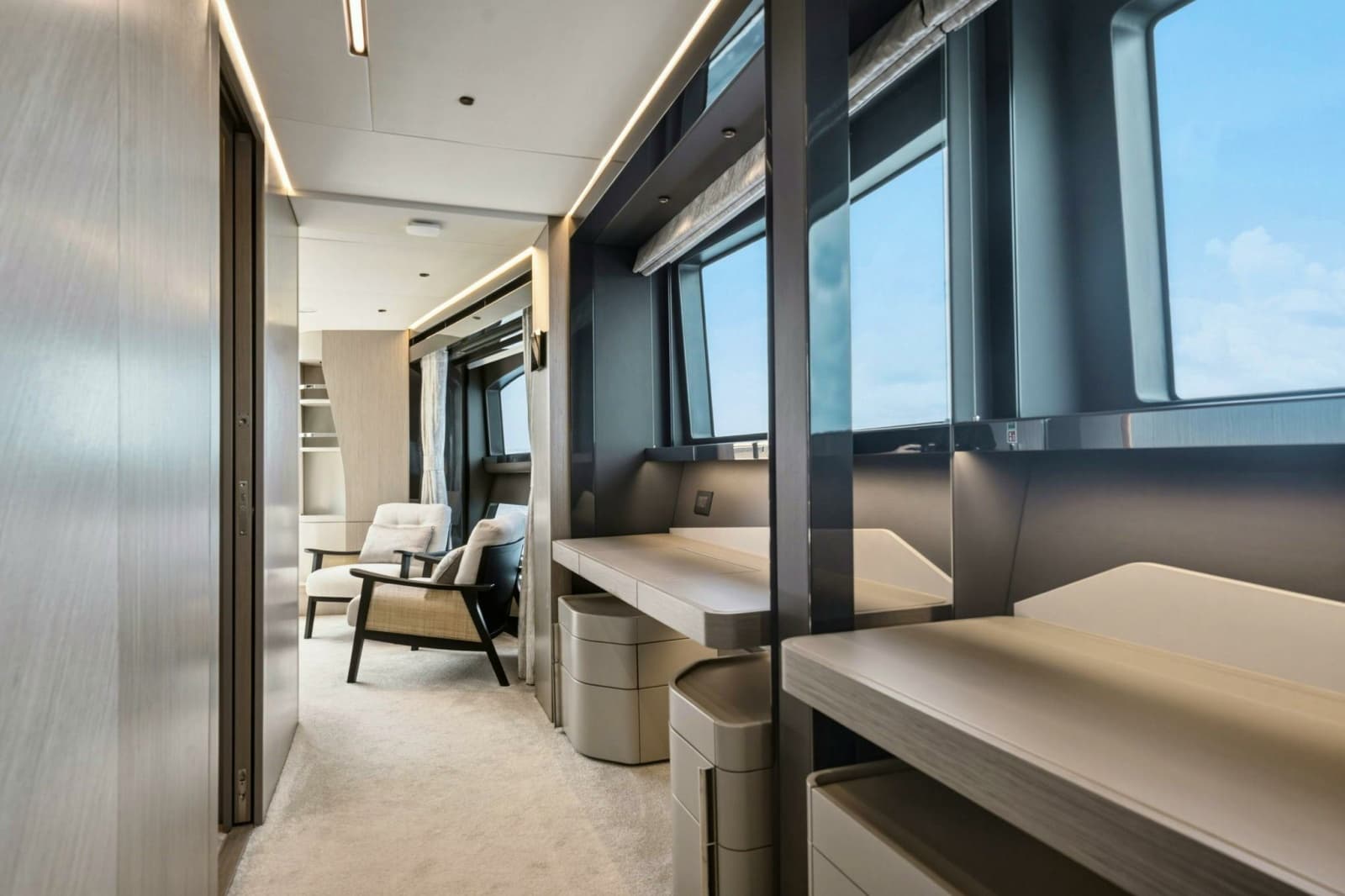 2024 Sunseeker Sunseeker 100 Yacht - Photo 16