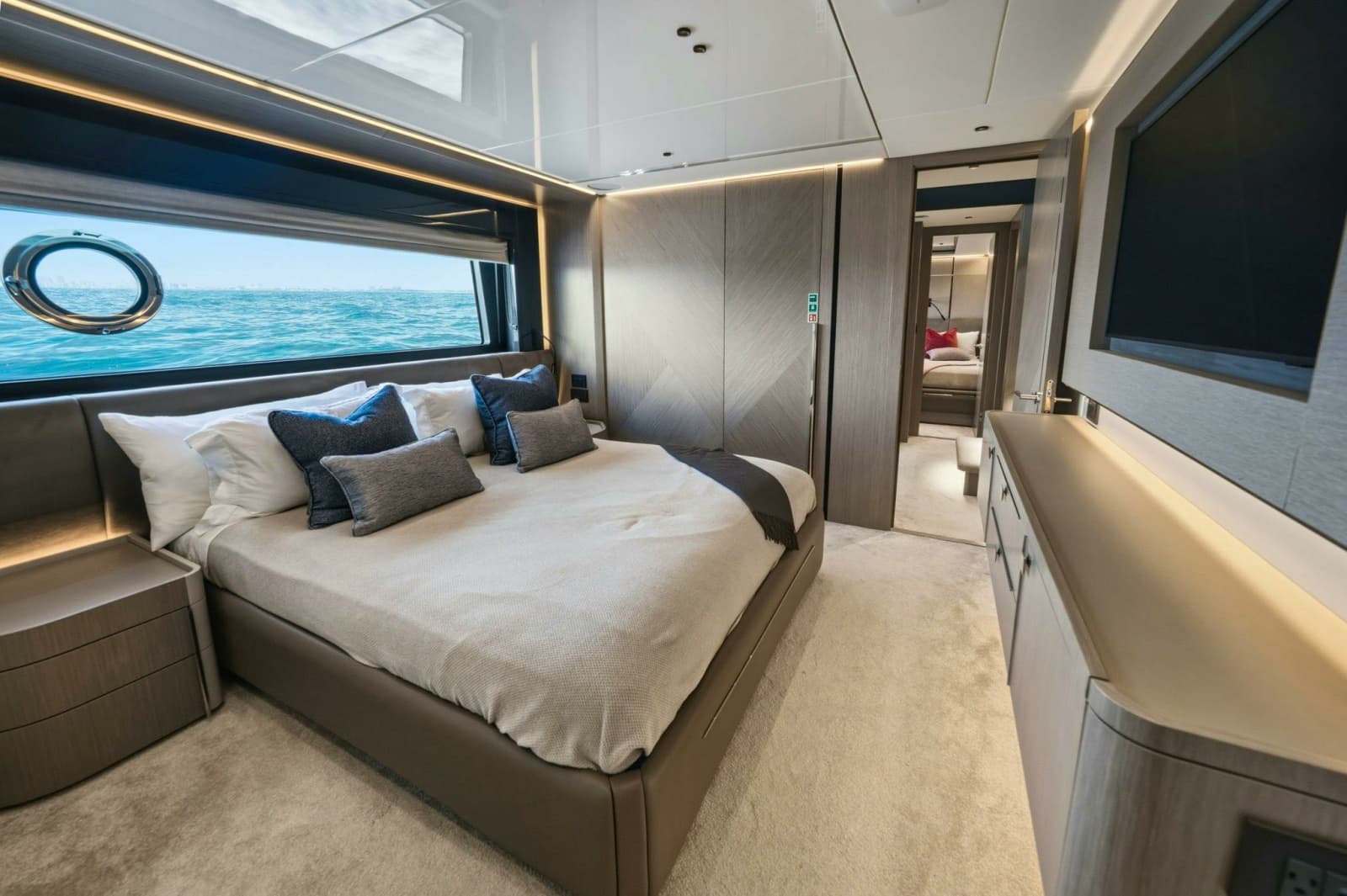 2024 Sunseeker Sunseeker 100 Yacht - Photo 23
