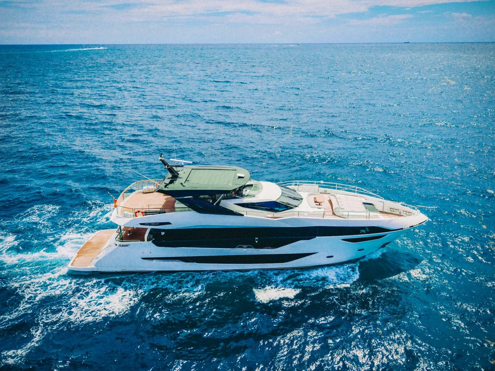 2024 Sunseeker Sunseeker 100 Yacht - Photo 47