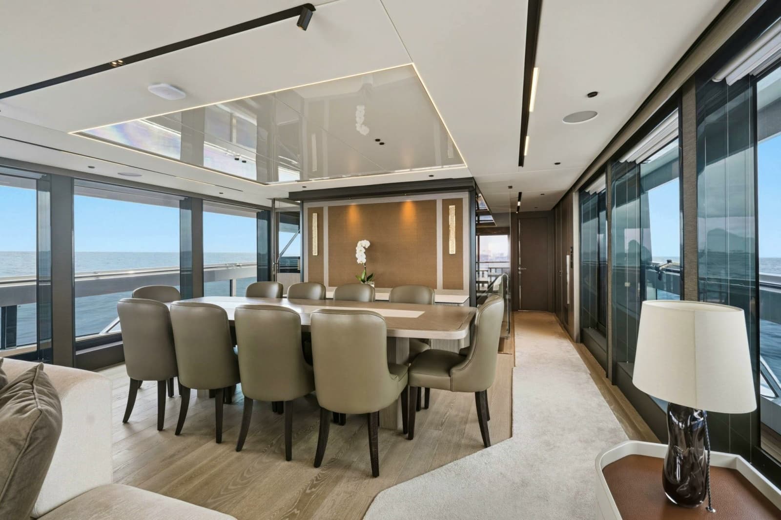 2024 Sunseeker Sunseeker 100 Yacht - Photo 13