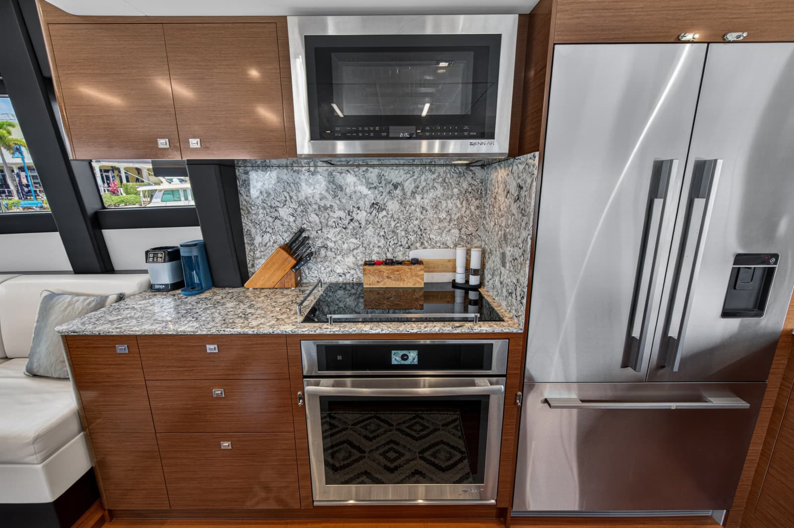 2021 Ocean Alexander 70E - Photo 38