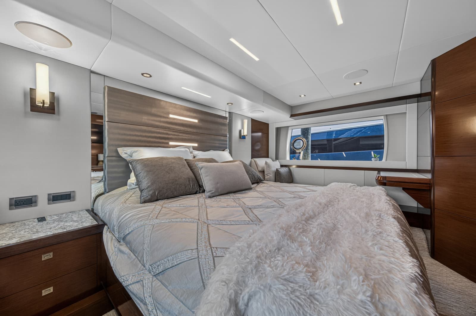 2021 Ocean Alexander 70E - Photo 61