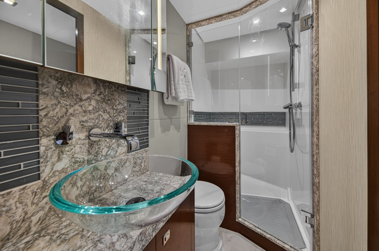 2021 Ocean Alexander 70E - Photo 82