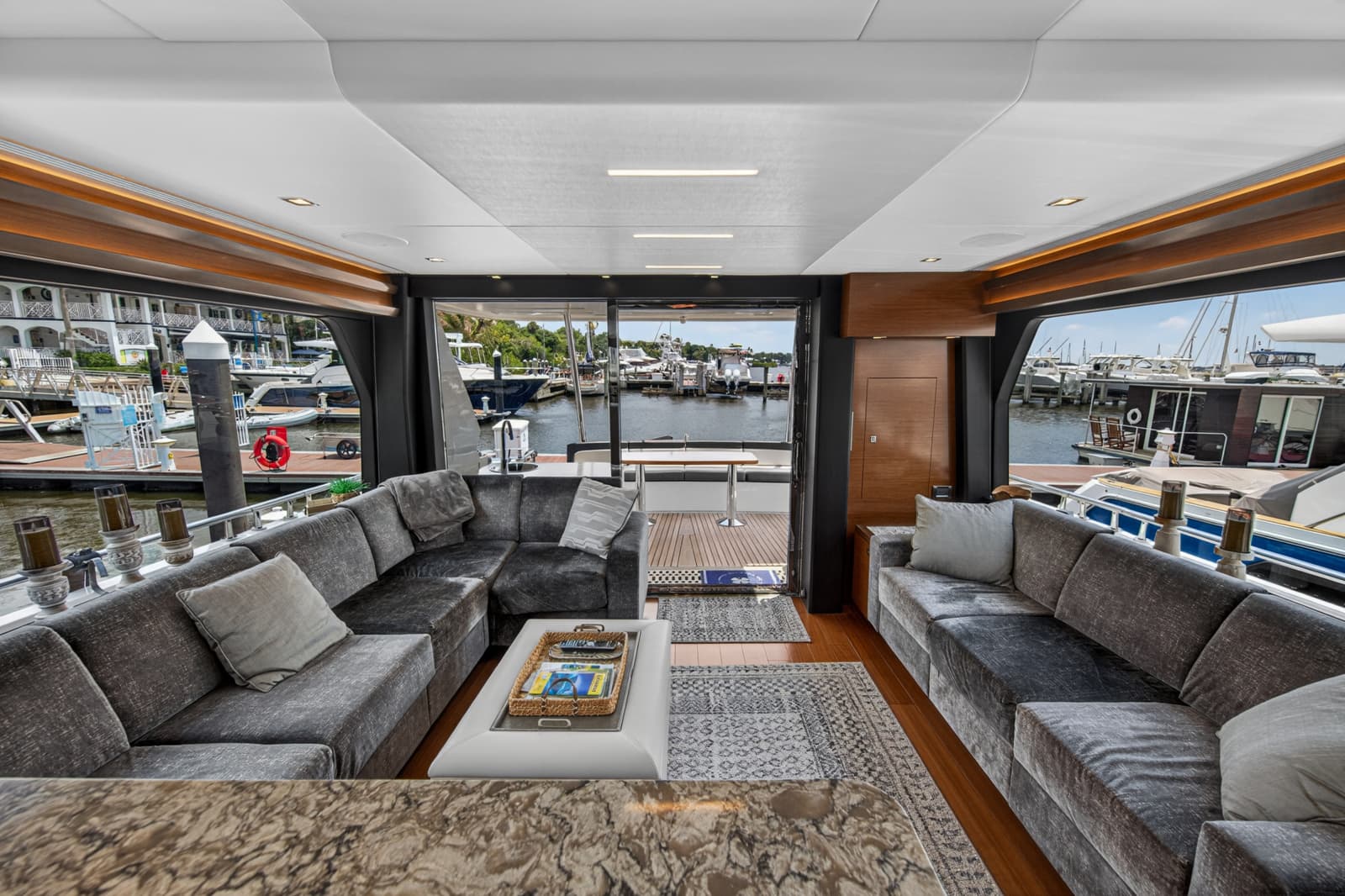 2021 Ocean Alexander 70E - Photo 19