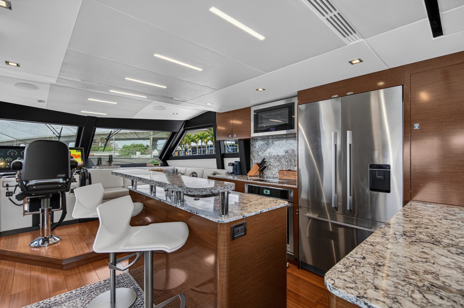 2021 Ocean Alexander 70E - Photo 23