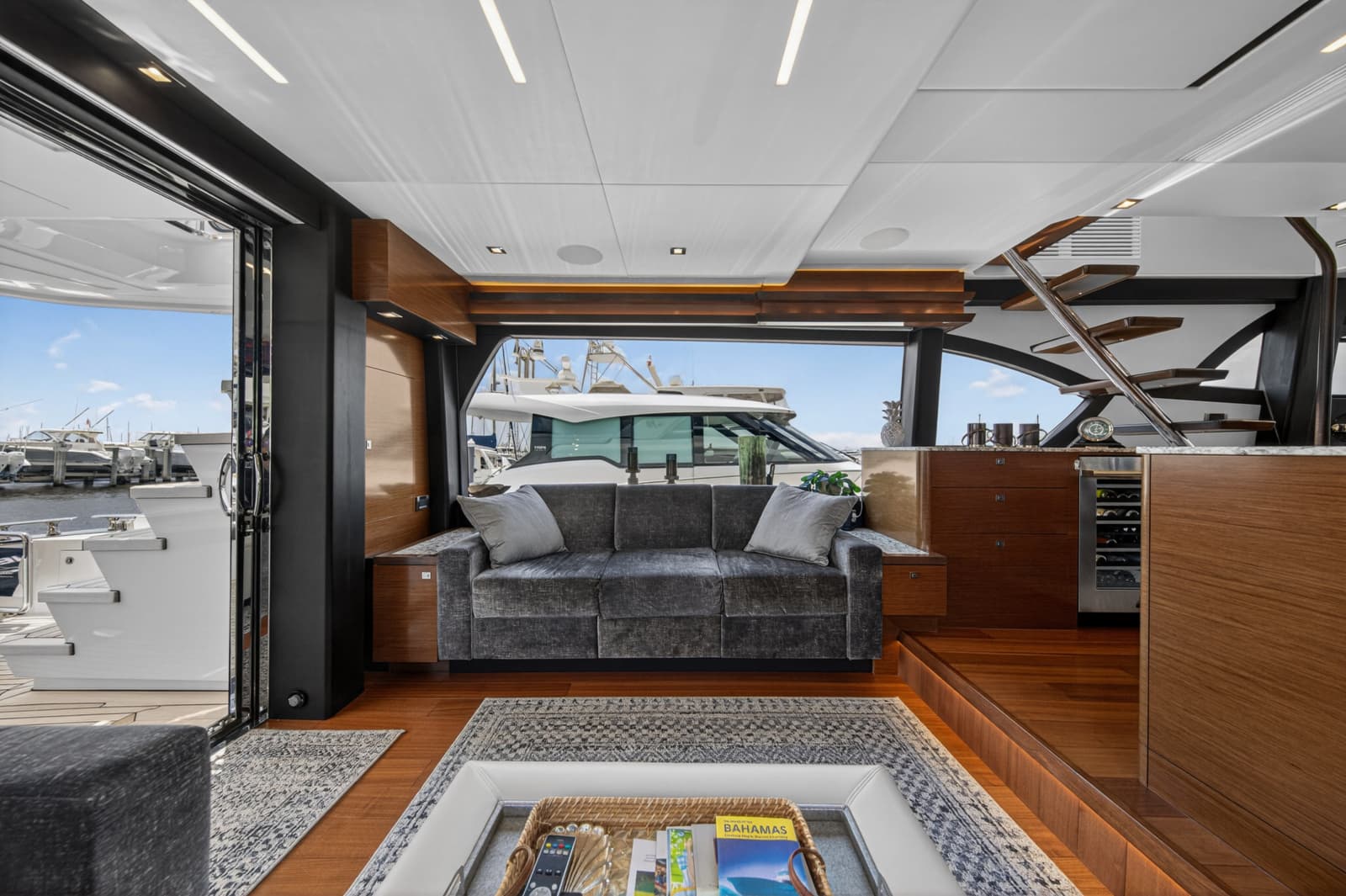 2021 Ocean Alexander 70E - Photo 16