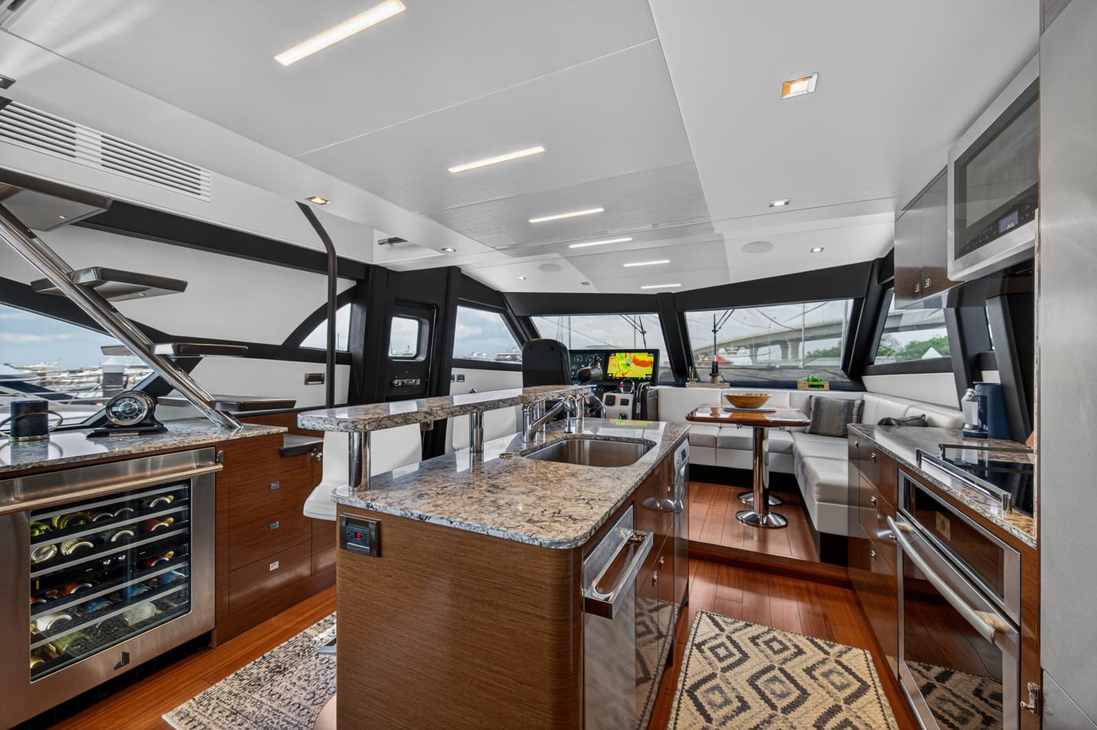 2021 Ocean Alexander 70E - Photo 22