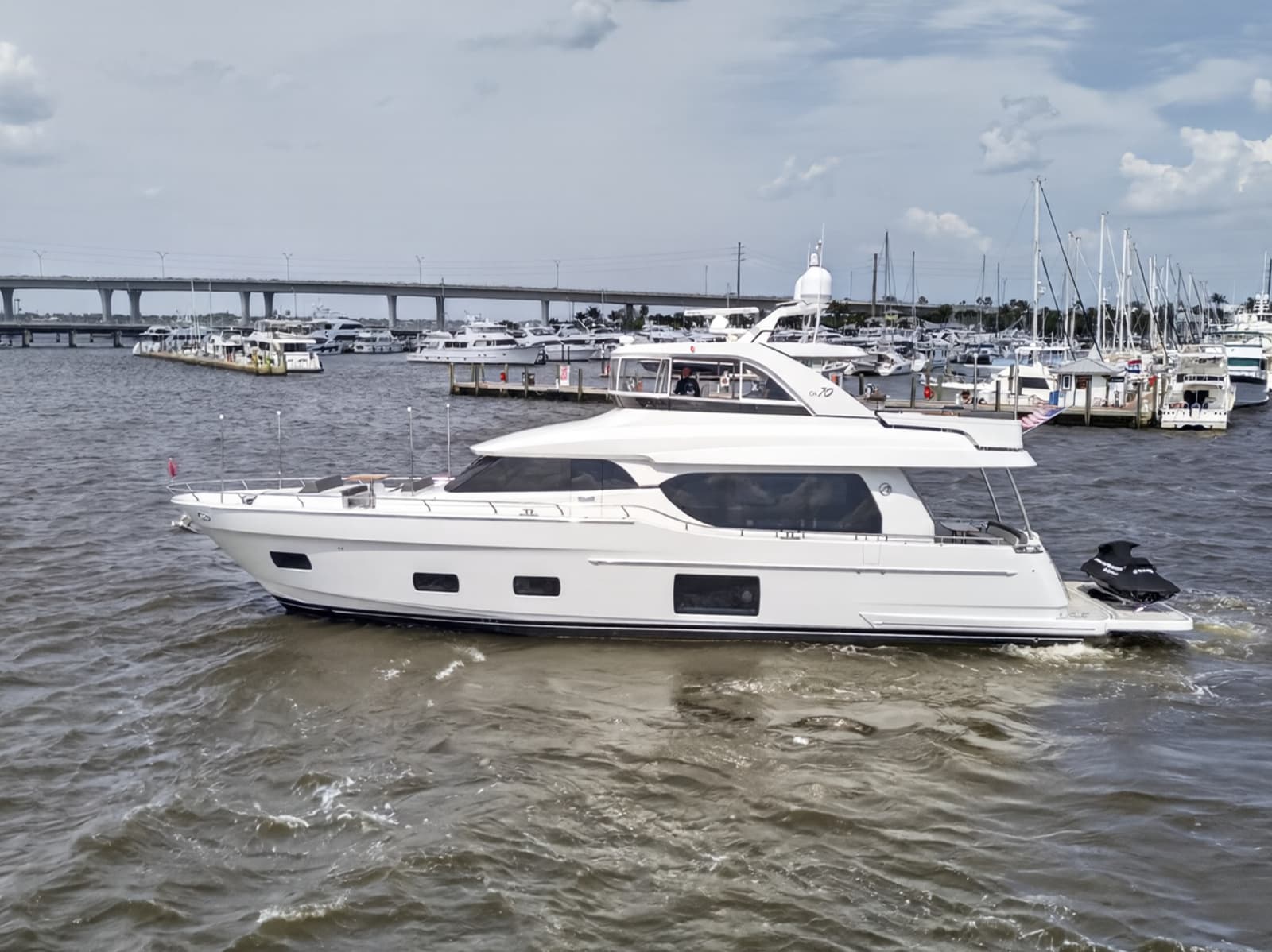 2021 Ocean Alexander 70E - Photo 2