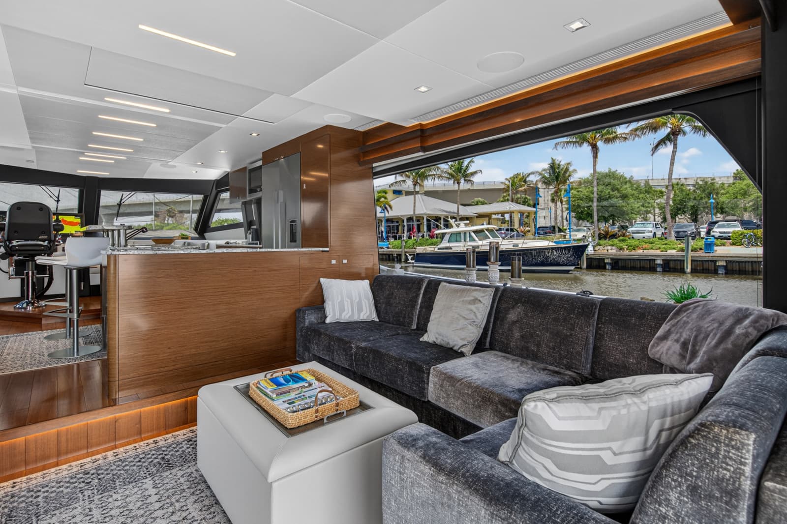 2021 Ocean Alexander 70E - Photo 13