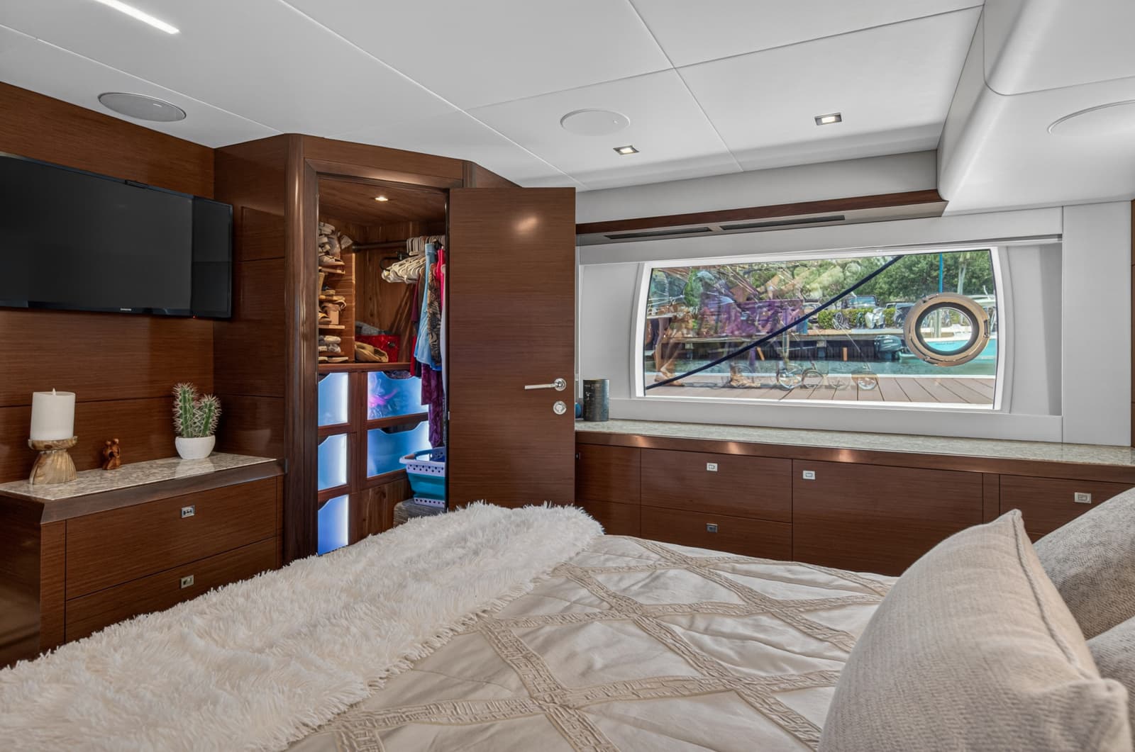 2021 Ocean Alexander 70E - Photo 67