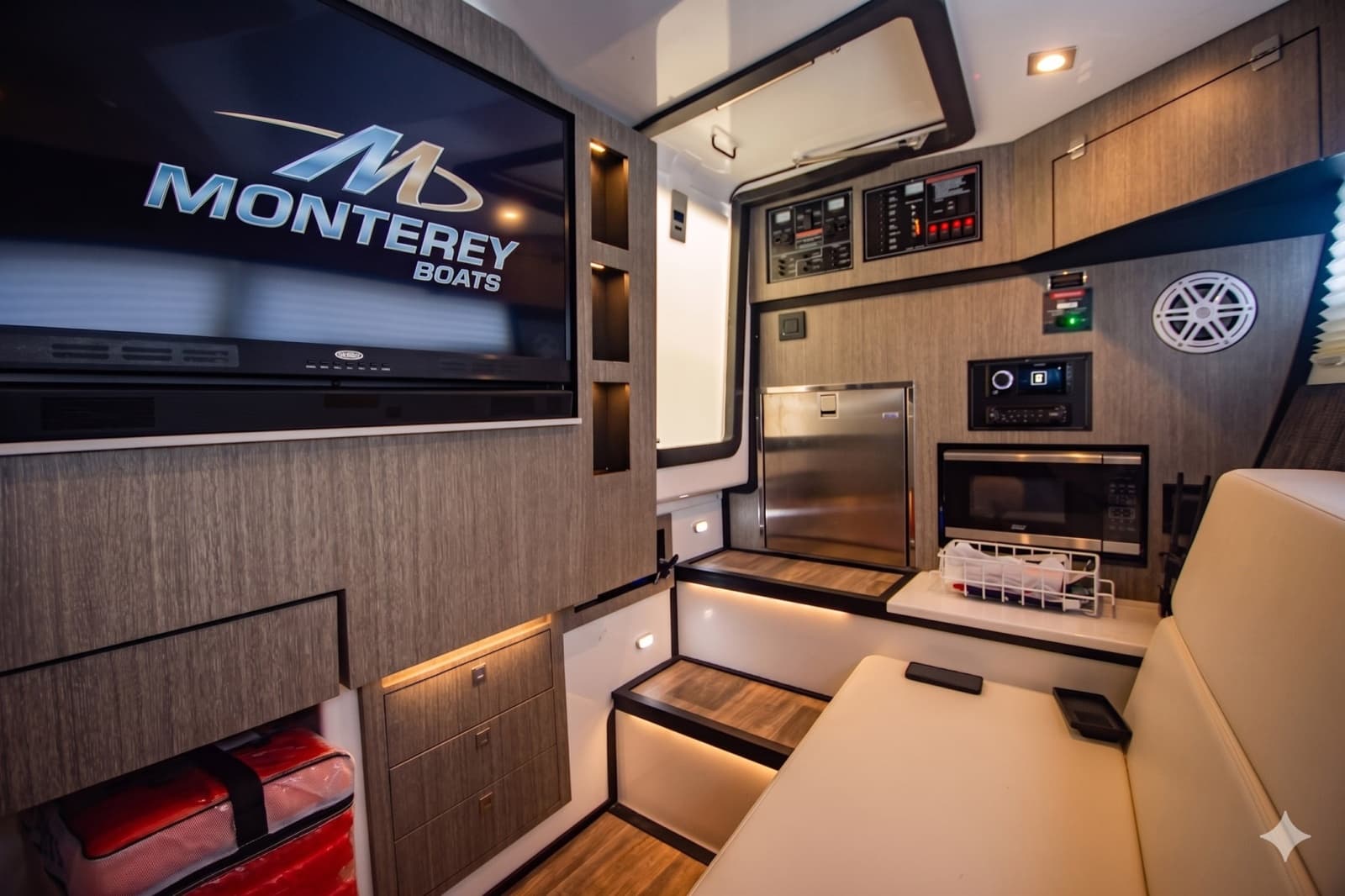 2022 Monterey 385 SS - Photo 14