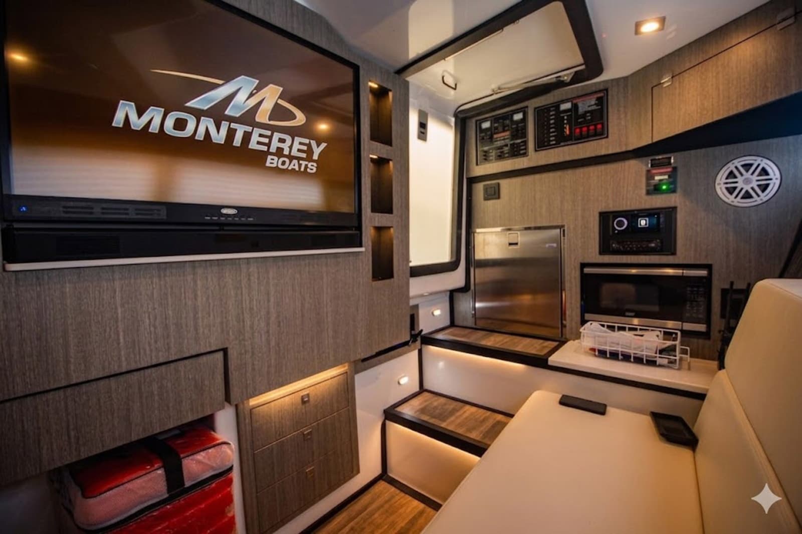2022 Monterey 385 SS - Photo 19