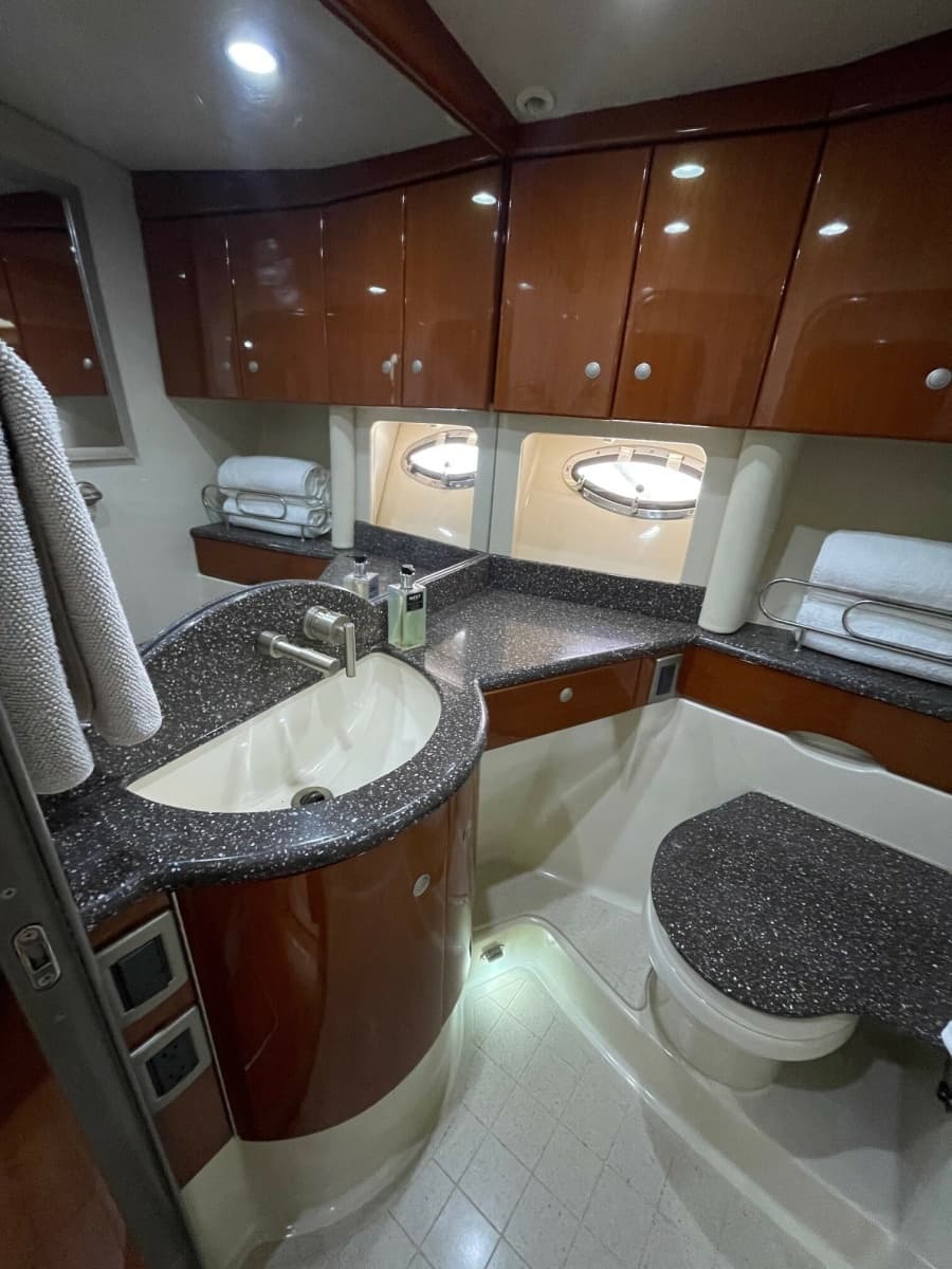 2008 Formula 45 Yacht - Photo 28