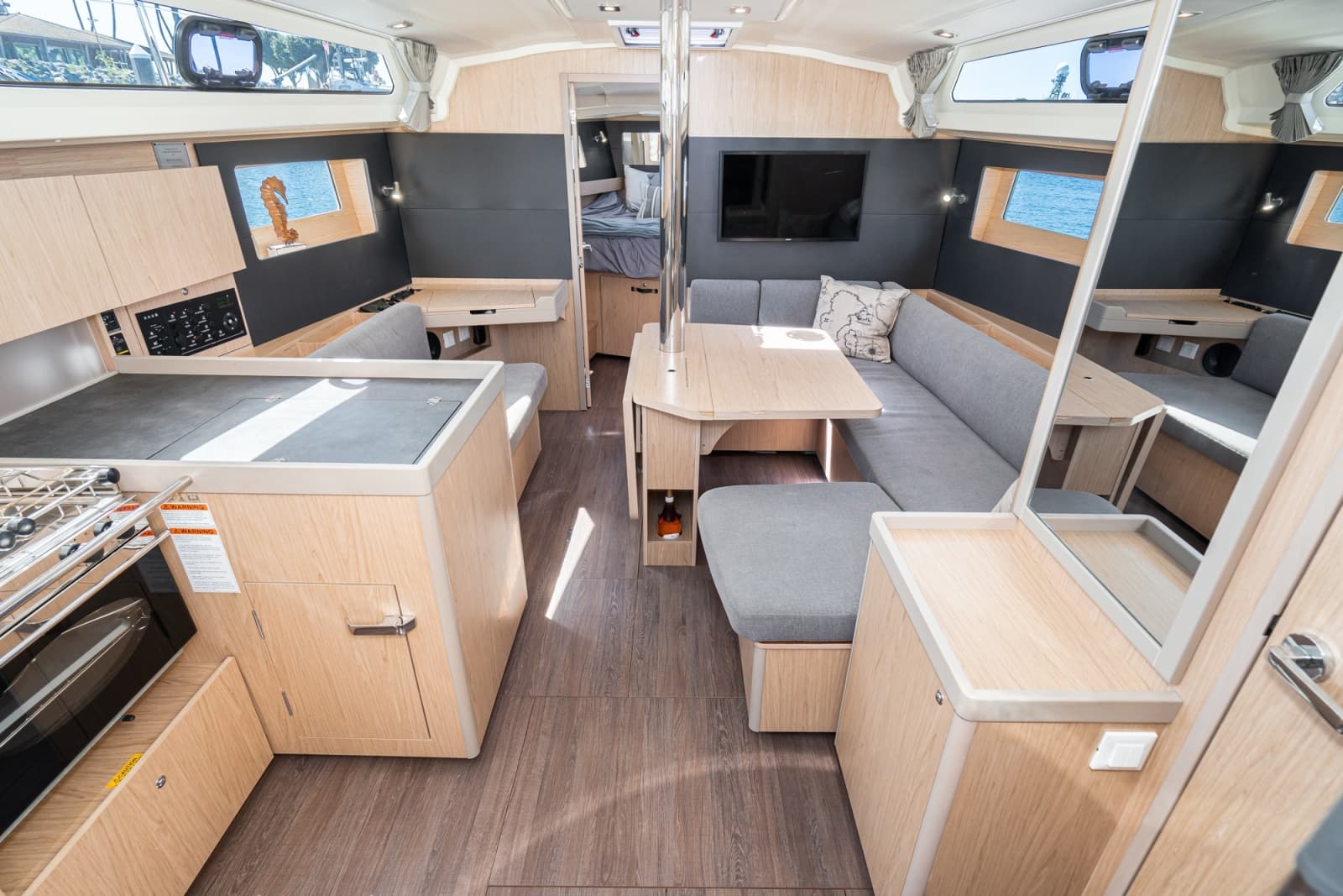 2018 Beneteau Oceanis 41.1 - Photo 17