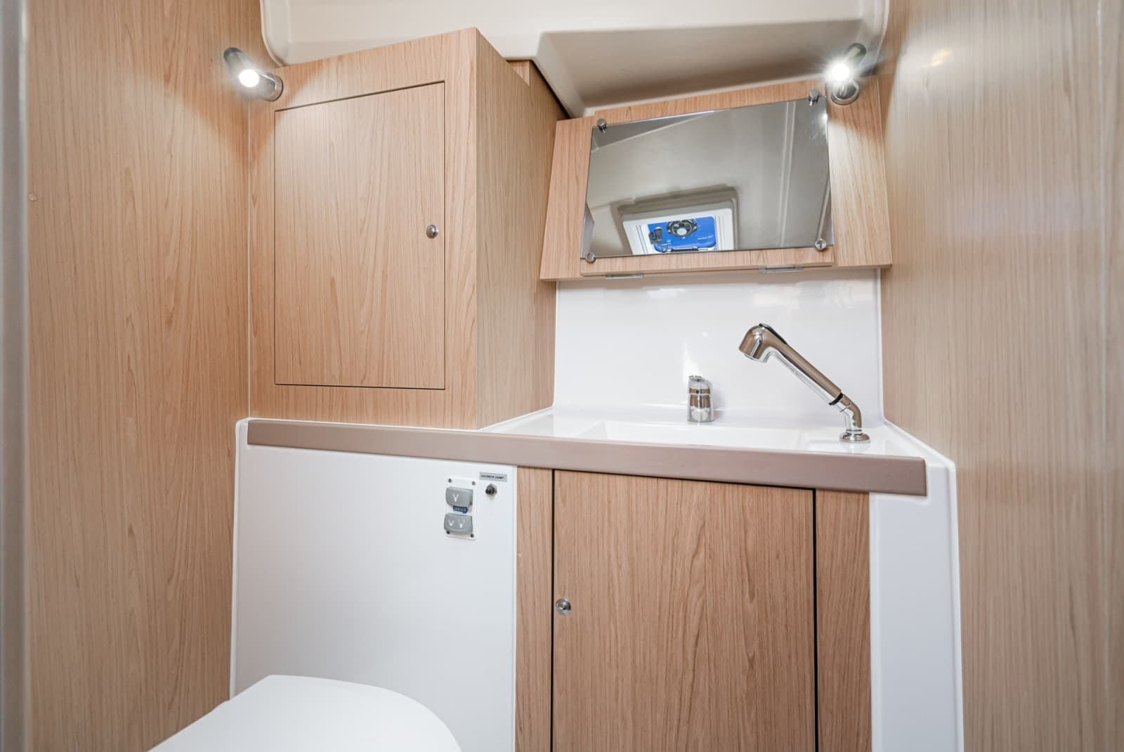 2018 Beneteau Oceanis 41.1 - Photo 31