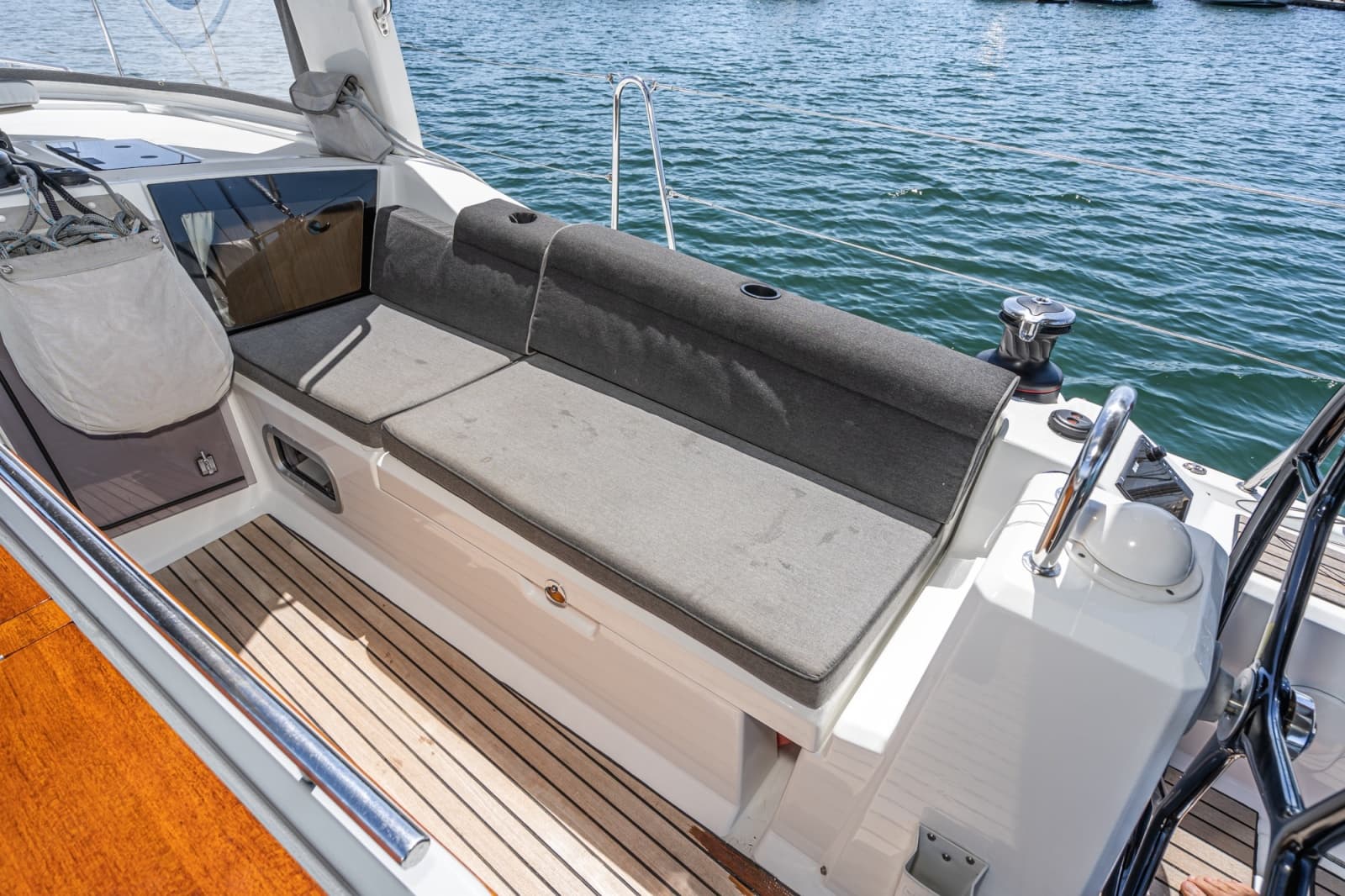 2018 Beneteau Oceanis 41.1 - Photo 14