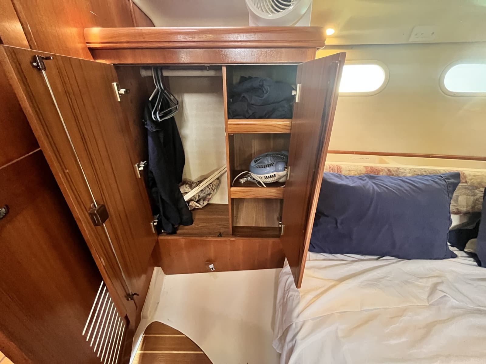 2002 Hunter 386 - Photo 9