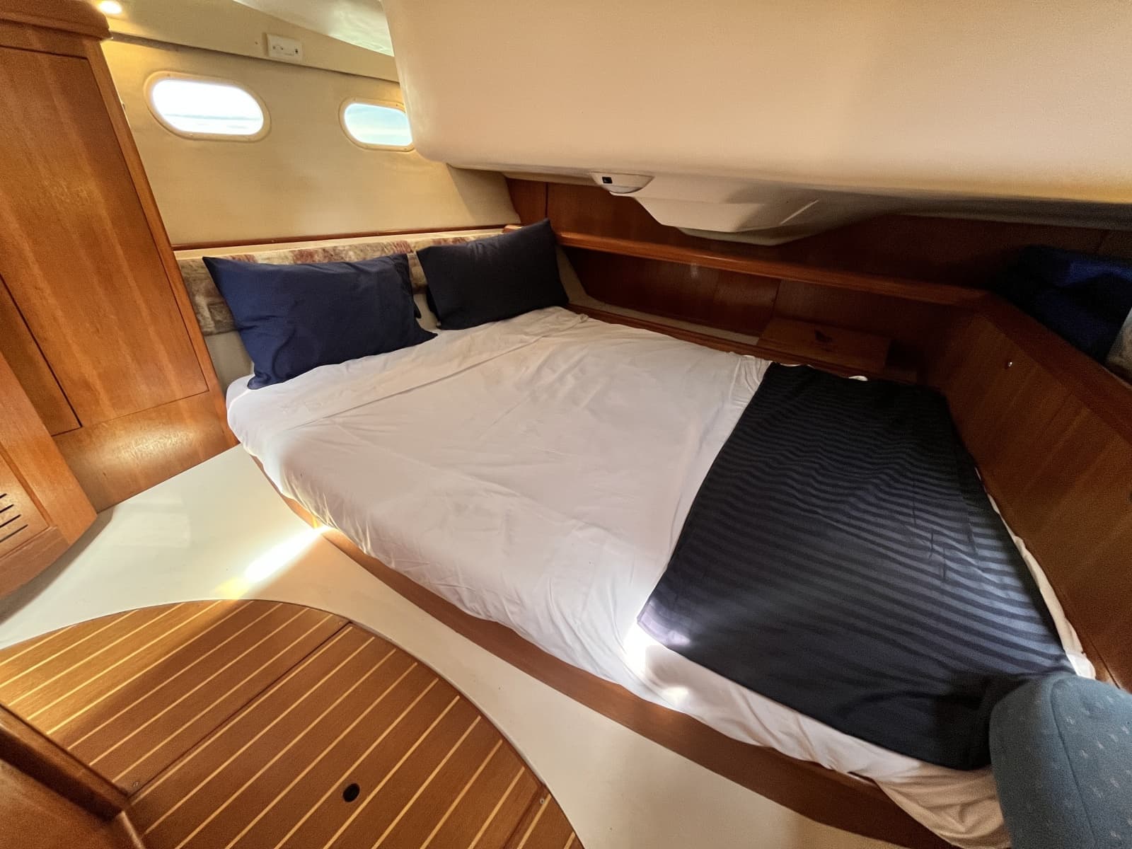 2003 Hunter 386 - Photo 12
