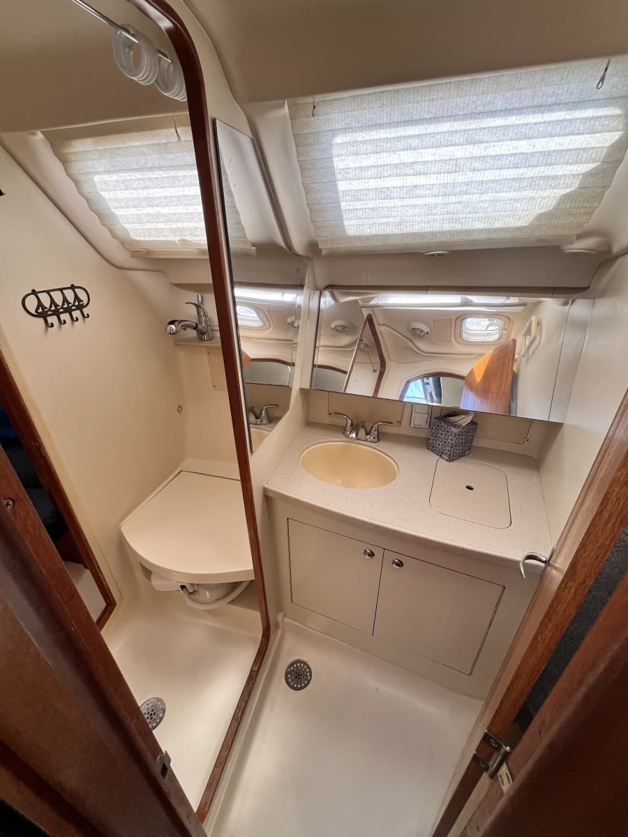 2002 Hunter 386 - Photo 13