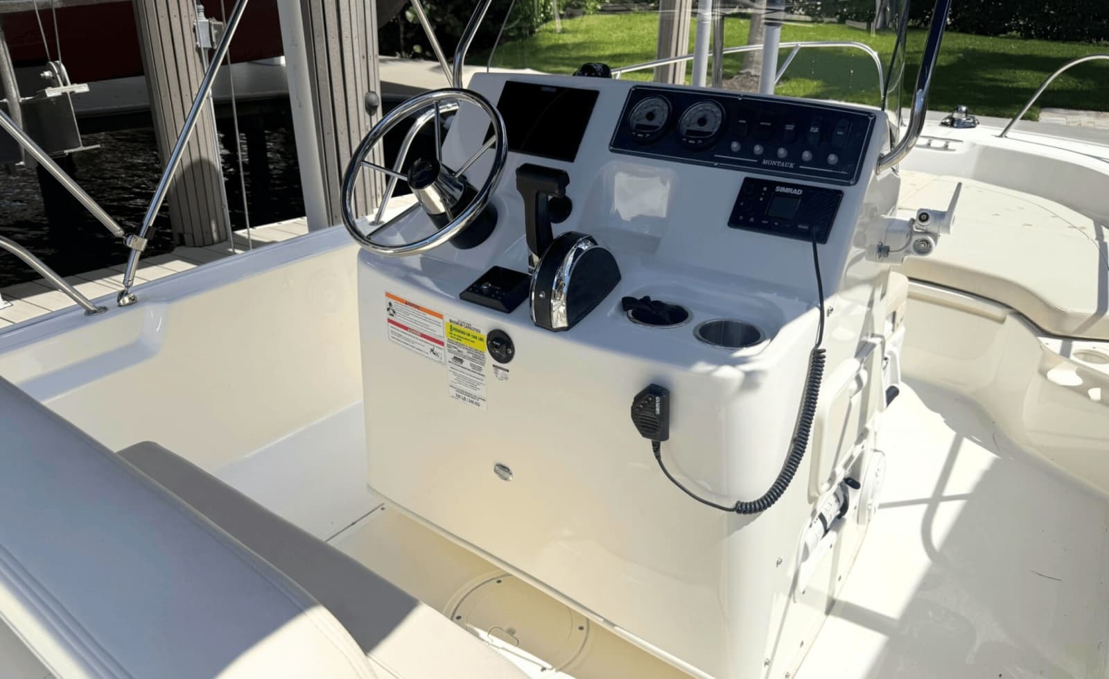 2023 Boston Whaler 190 Montauk - Photo 16