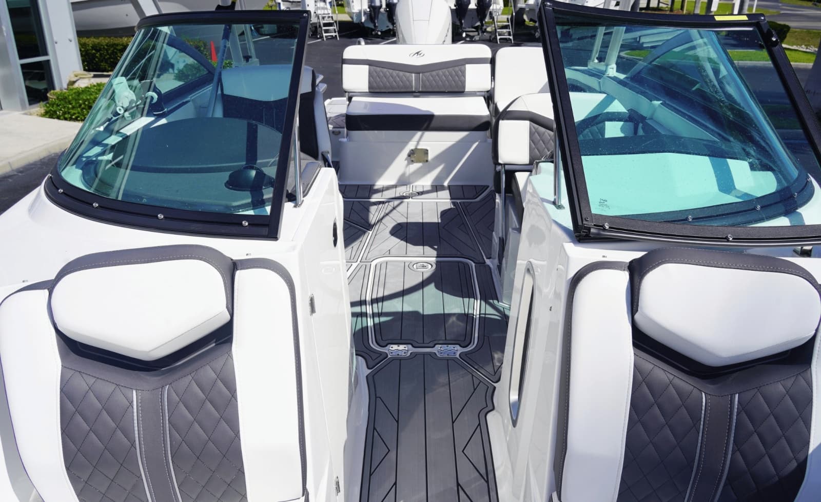 2023 Monterey 255SS - Photo 26