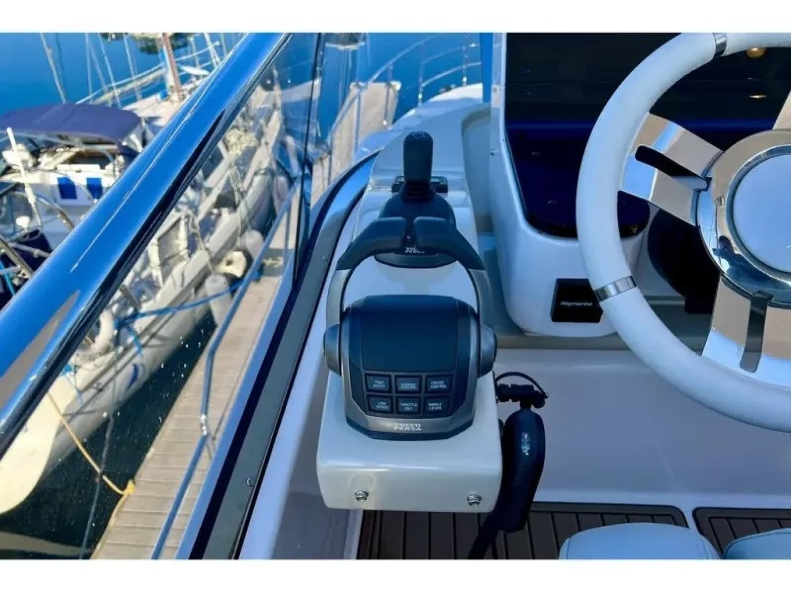 2024 Azimut FLY 60 - Photo 19