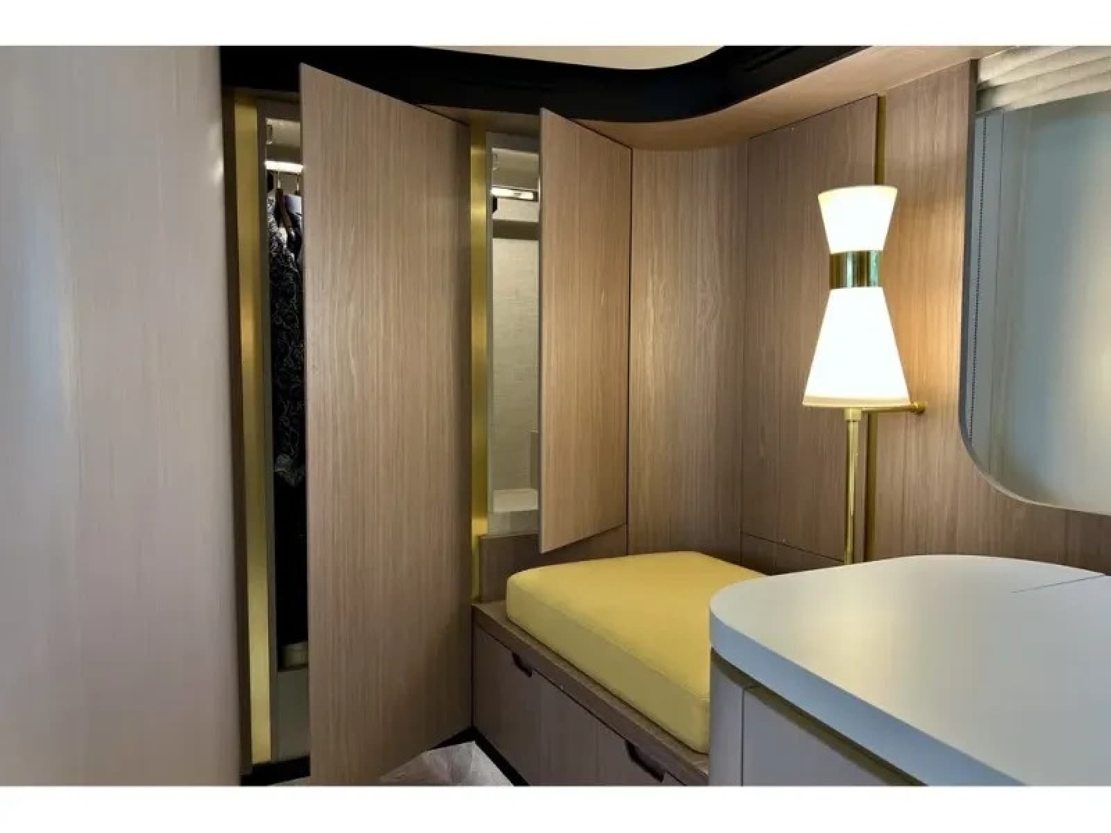2024 Azimut FLY 60 - Photo 57