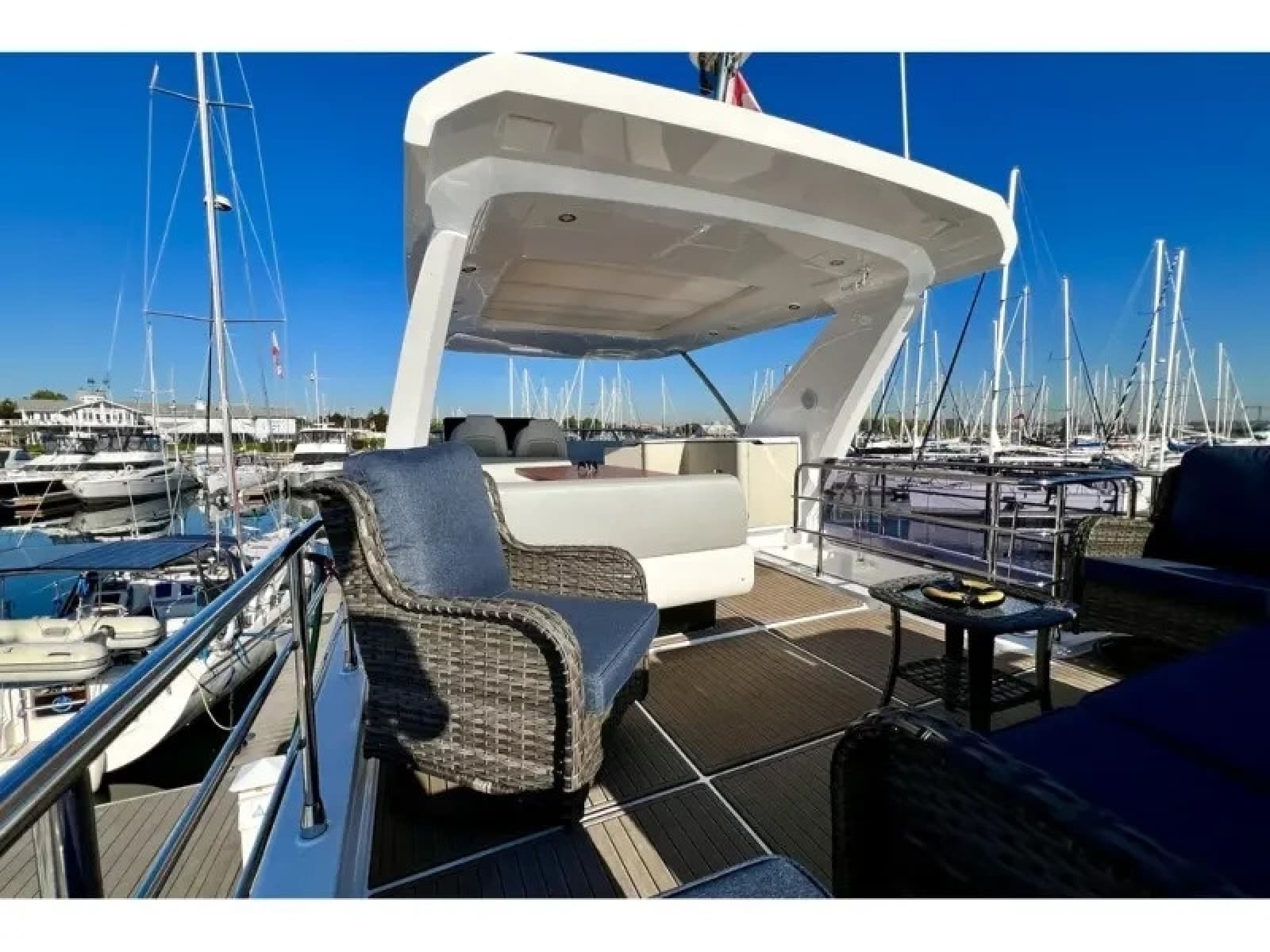 2024 Azimut FLY 60 - Photo 11
