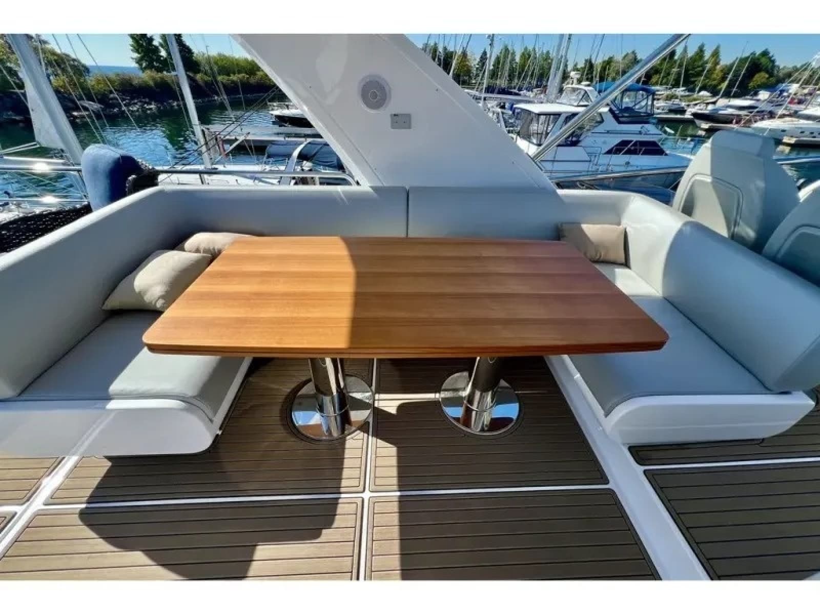 2024 Azimut FLY 60 - Photo 25