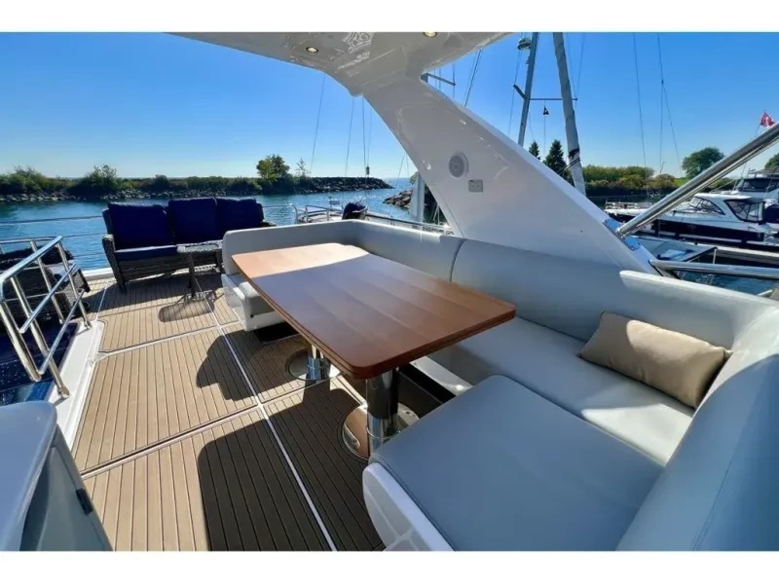 2024 Azimut FLY 60 - Photo 26