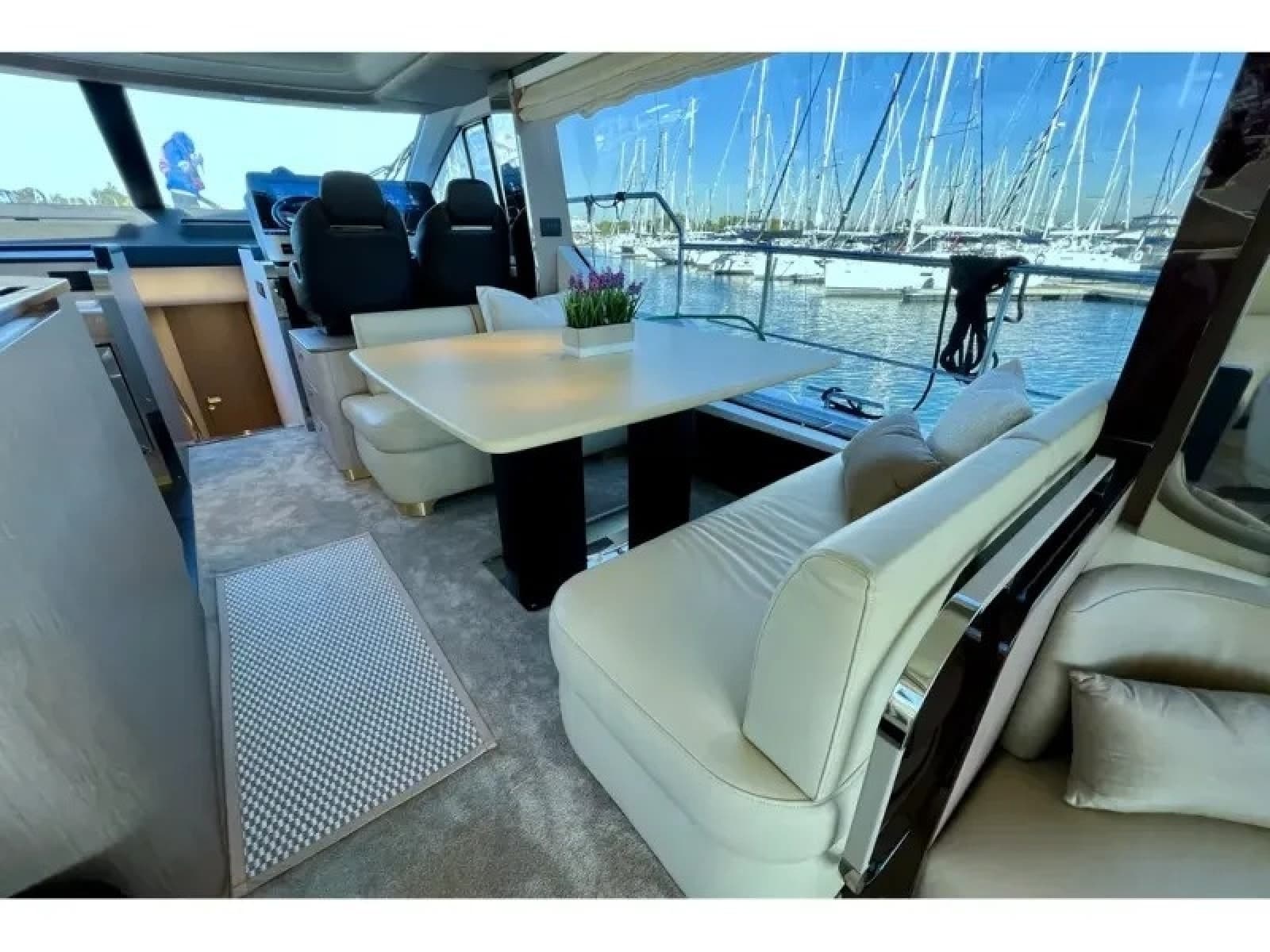 2024 Azimut FLY 60 - Photo 37