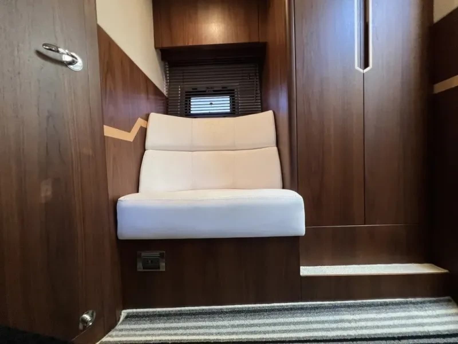 2016 Galeon 405 HTS - Photo 28