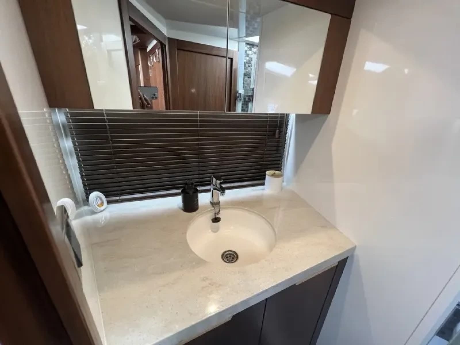 2016 Galeon 405 HTS - Photo 25