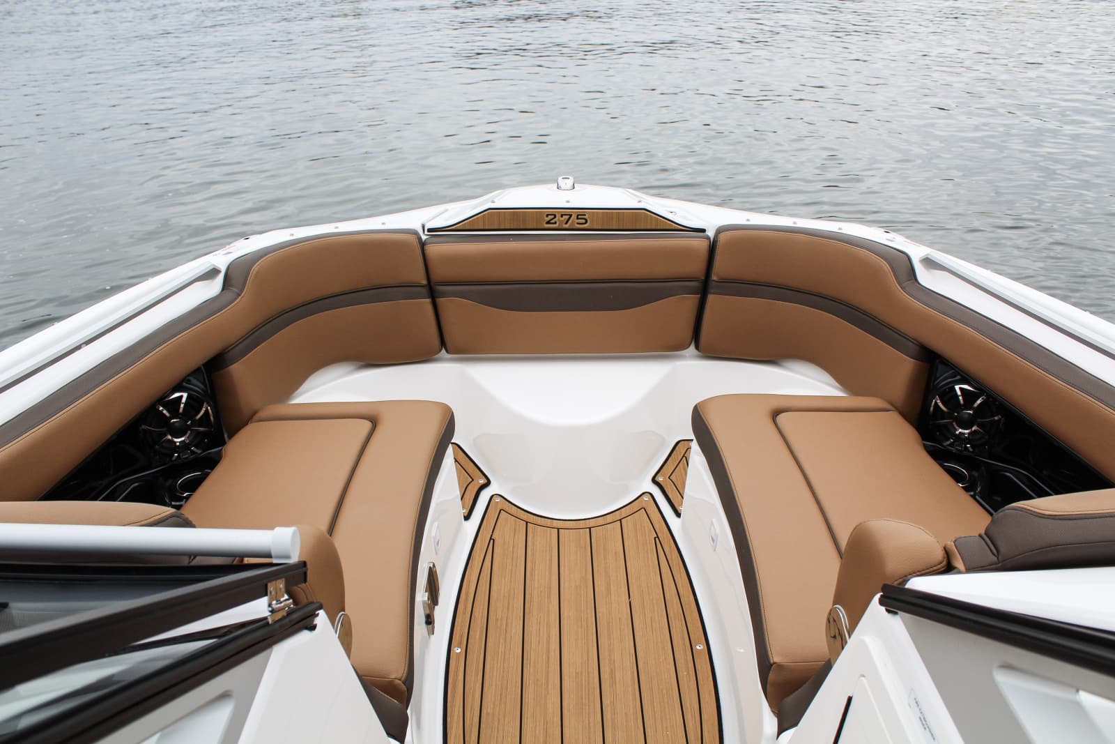 2024 Yamaha Boats 275SD - Photo 11