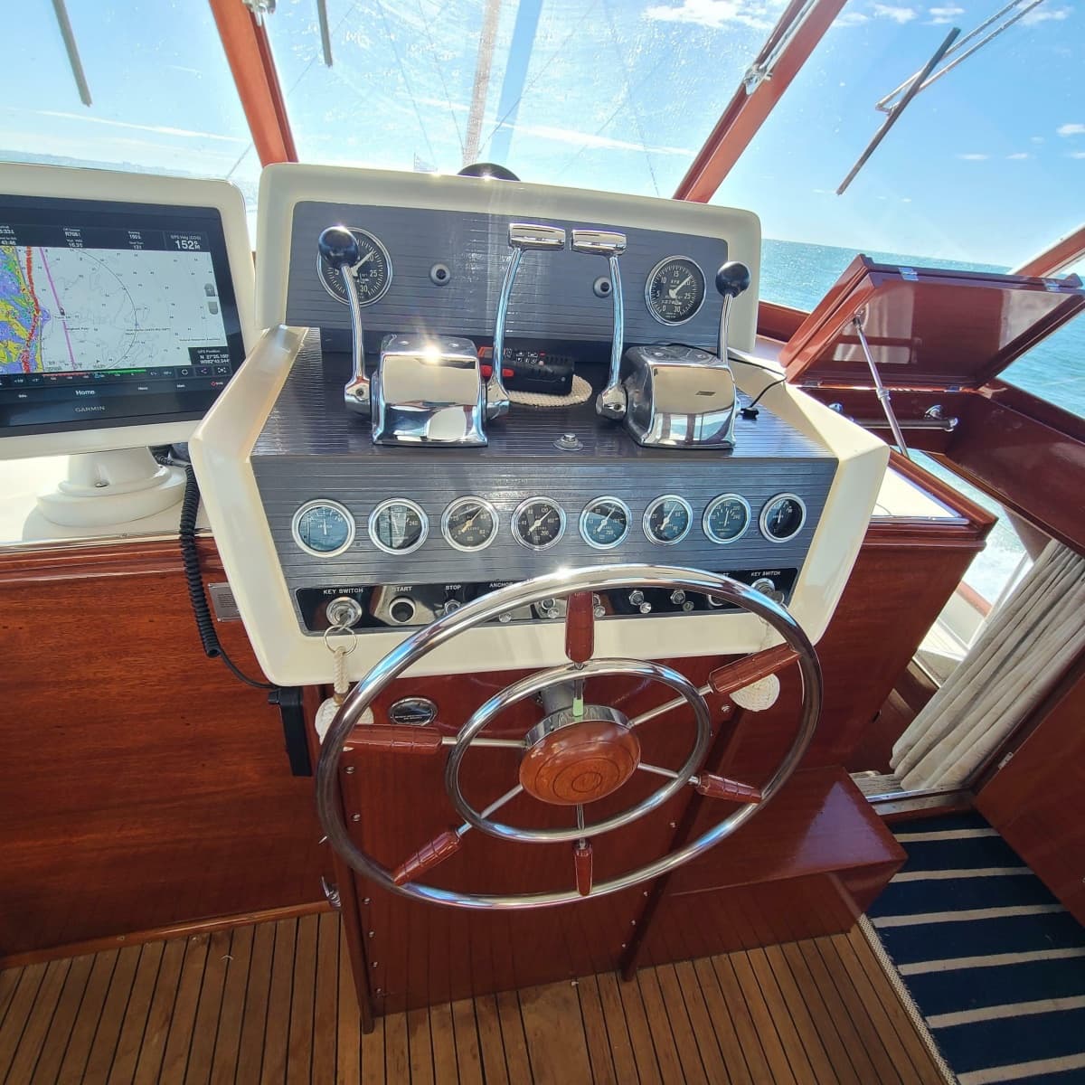 1965 Chris-Craft Roamer 58 - Photo 8