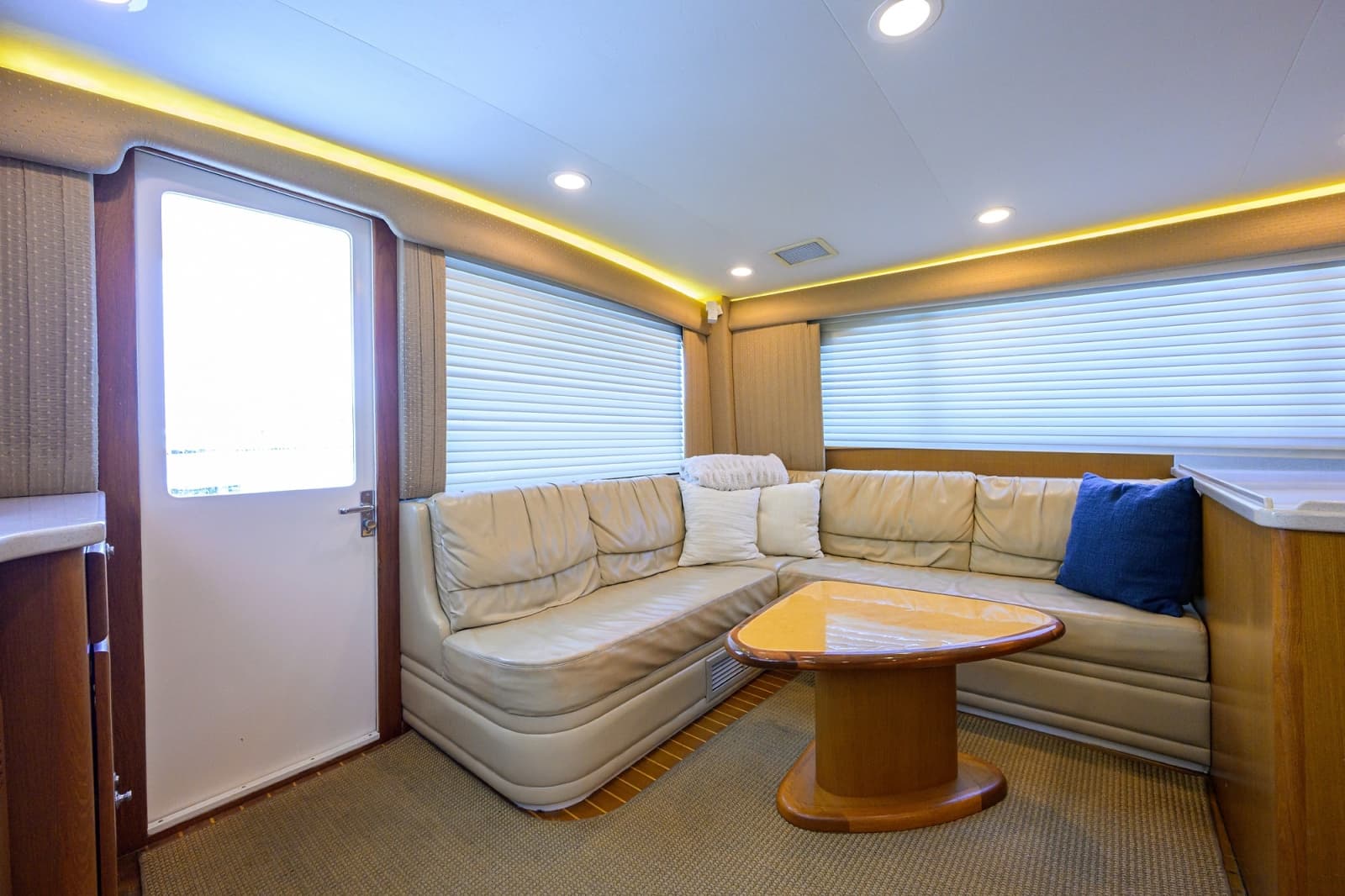 2003 Cabo 48 Flybridge - Photo 4