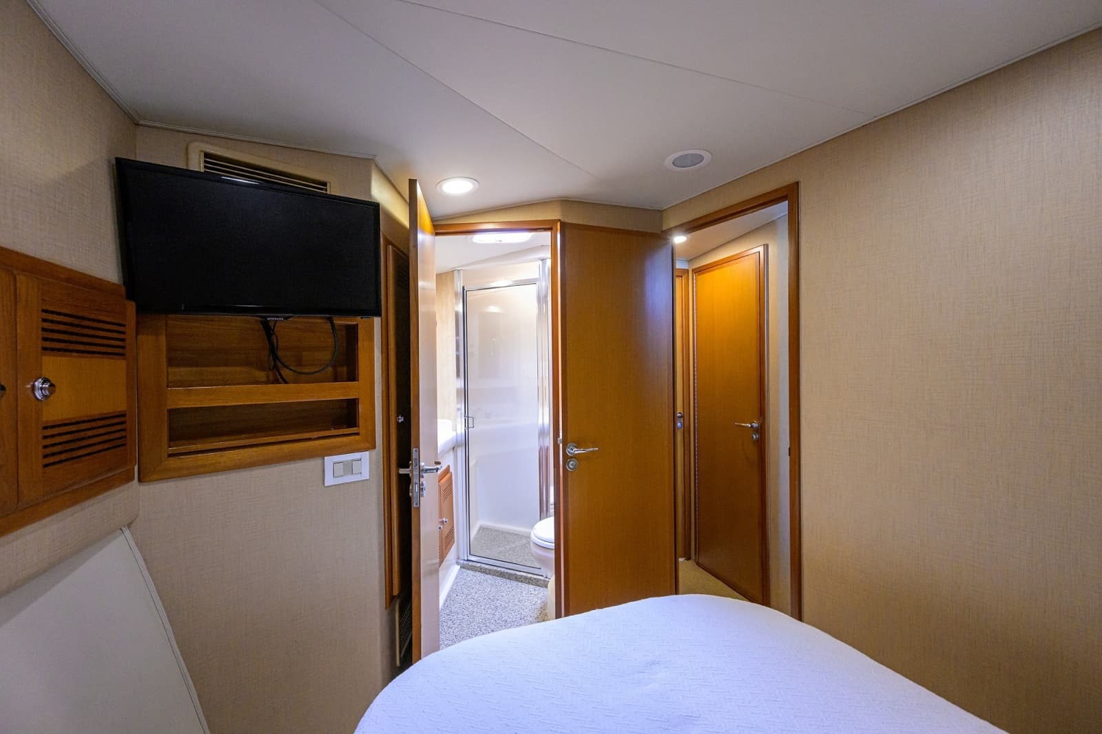 2003 Cabo 48 Flybridge - Photo 13