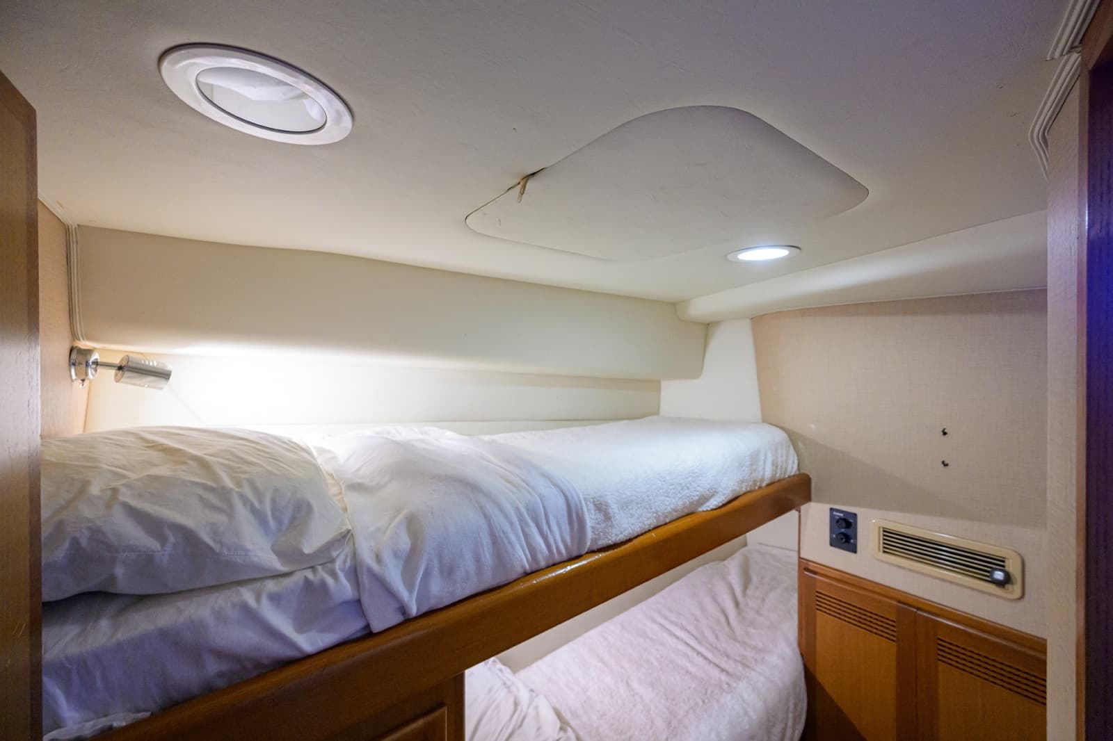 2003 Cabo 48 Flybridge - Photo 20