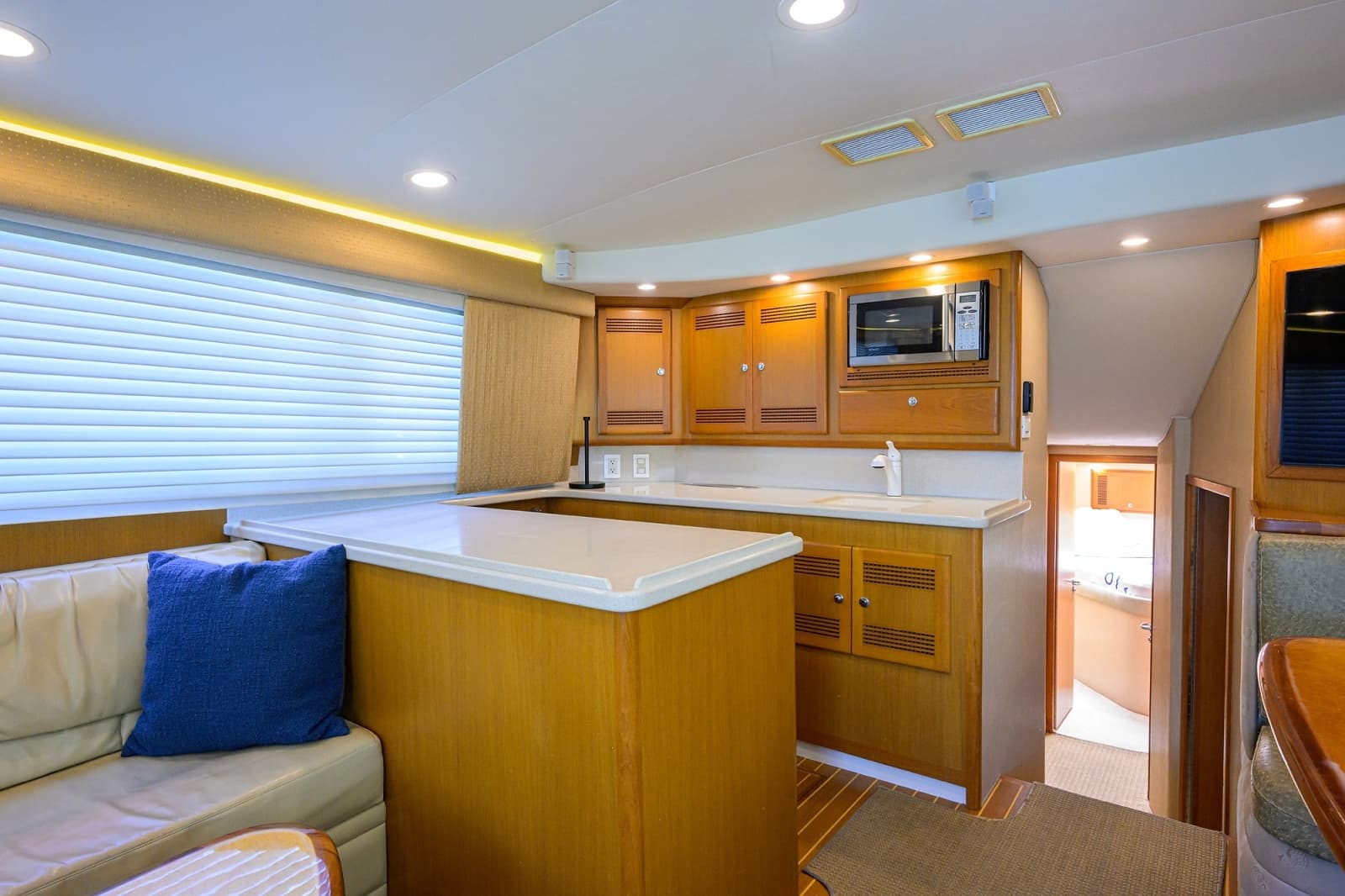 2003 Cabo 48 Flybridge - Photo 7